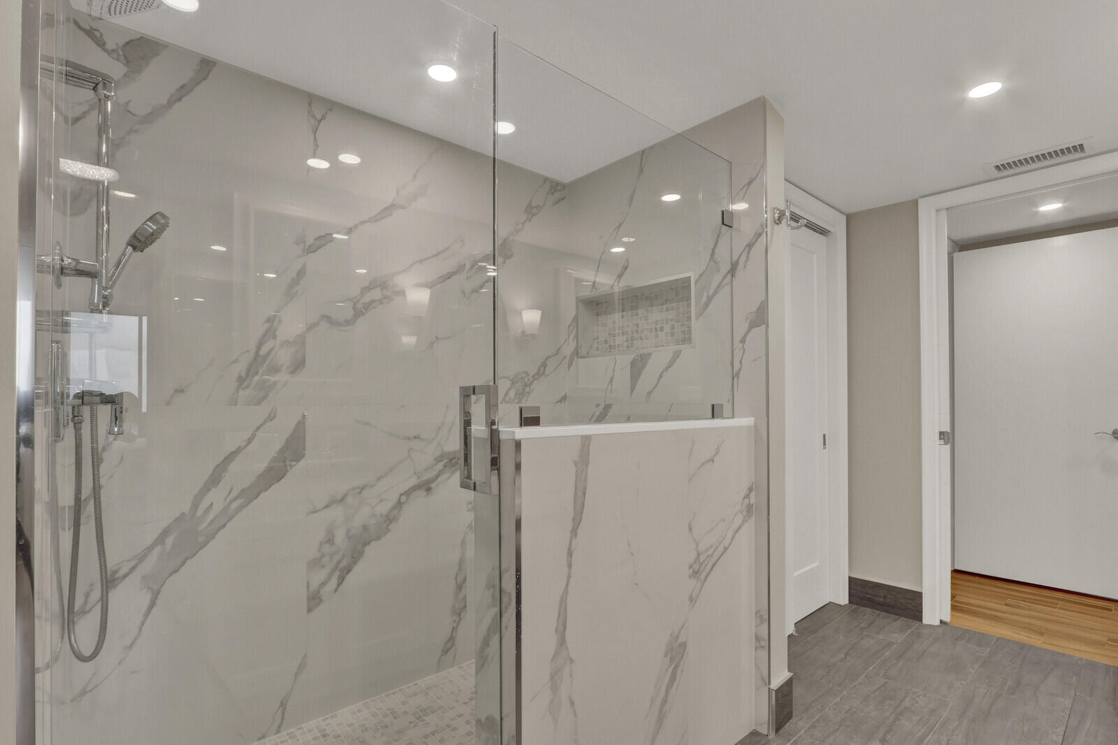 MLS #R11139676 image #18