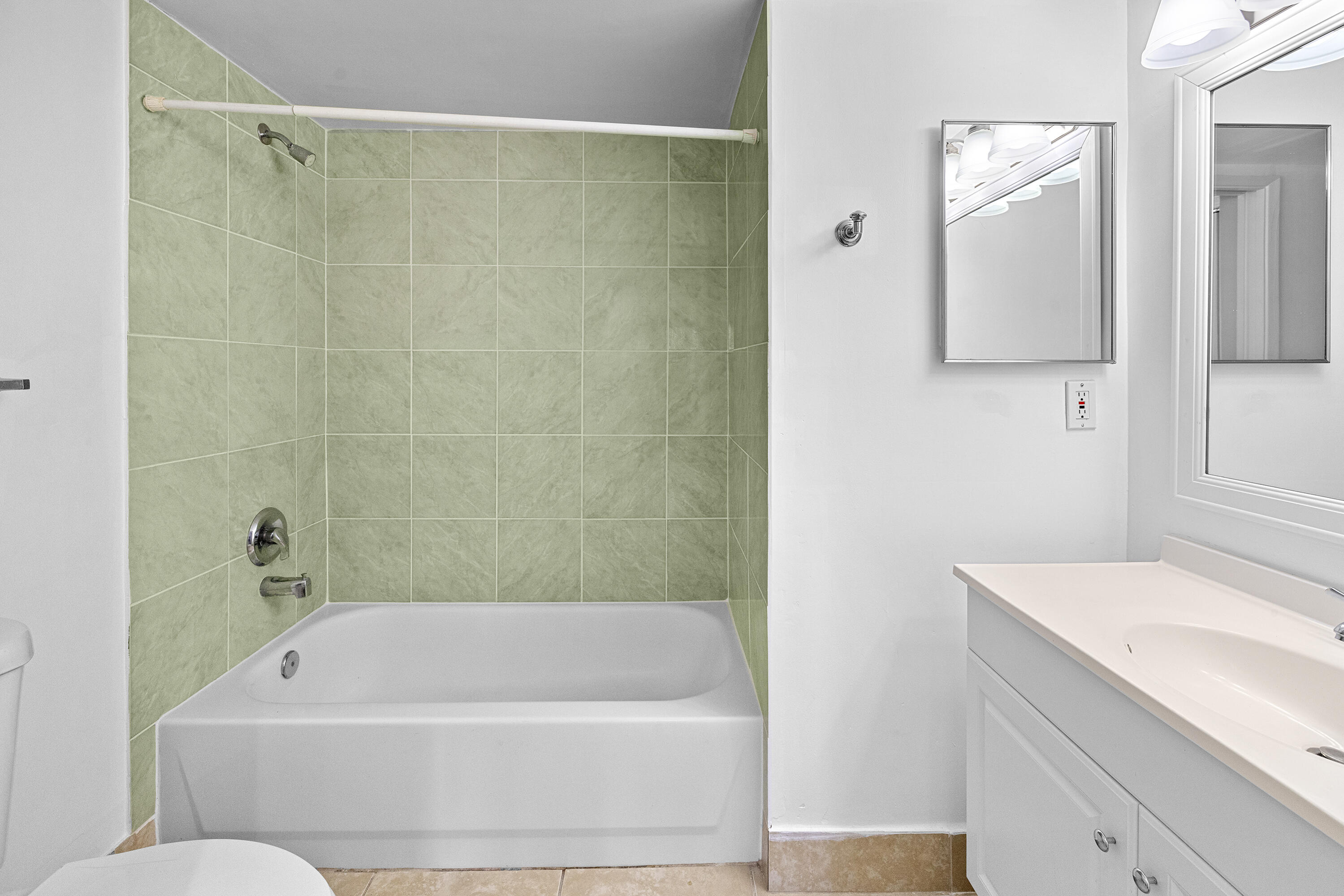 MLS #R11139988 image #16