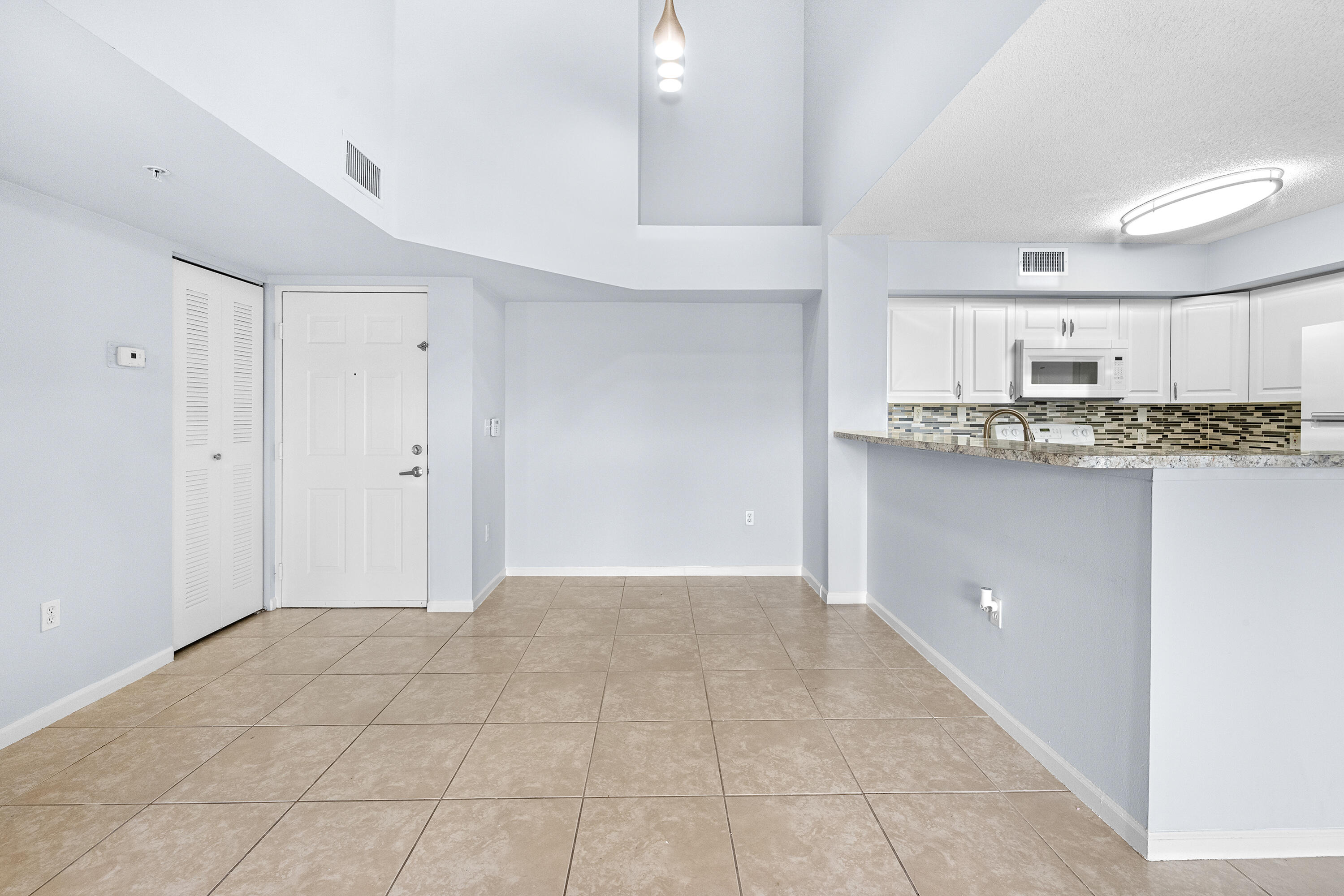 MLS #R11139988 image #7