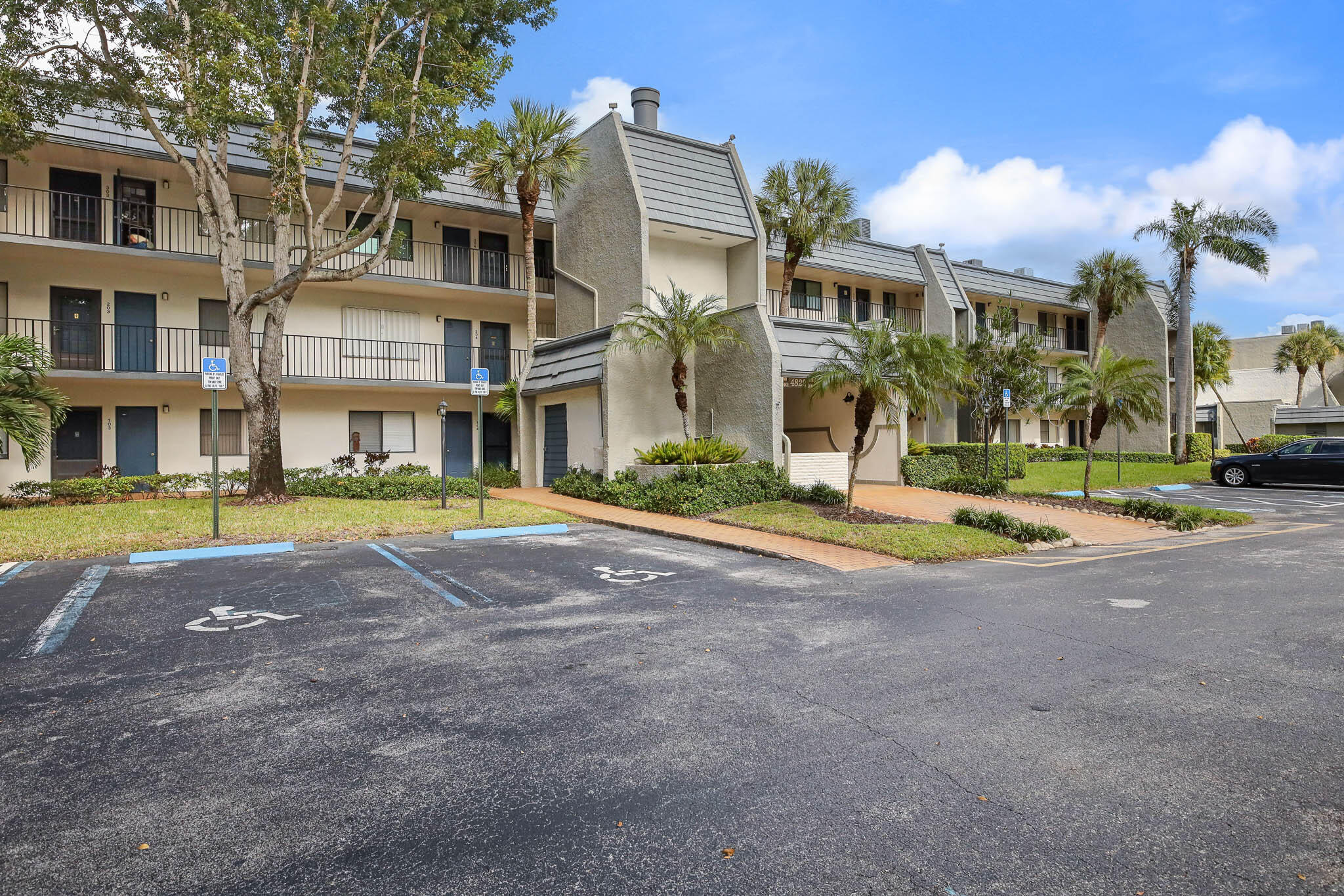 MLS #R11140091 image #2