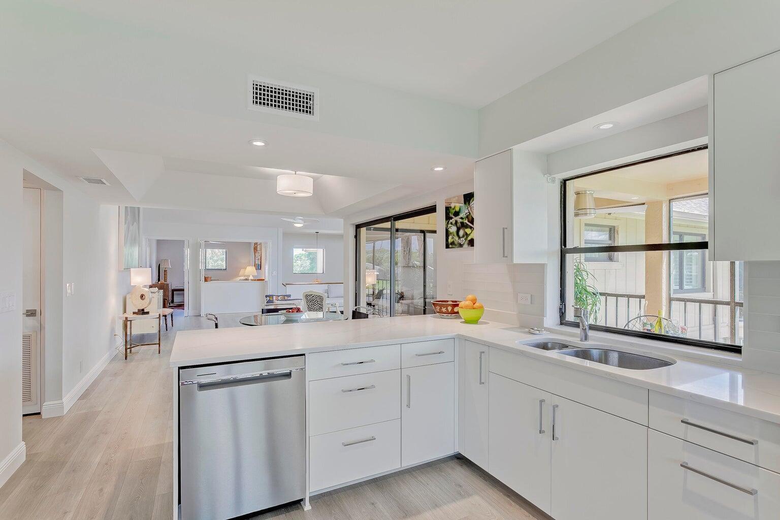 MLS #R11140092 image #9