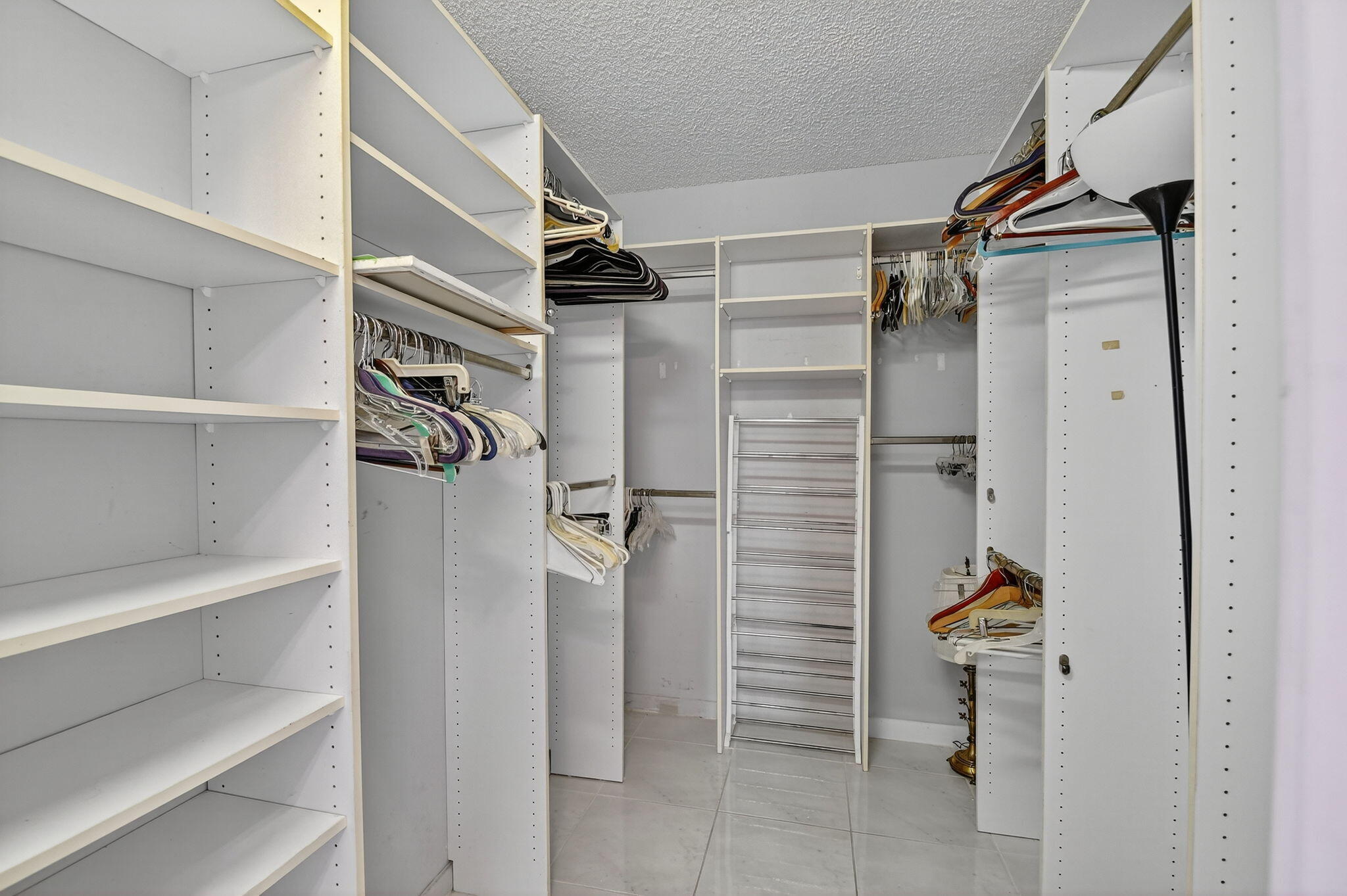 MLS #R11140097 image #36