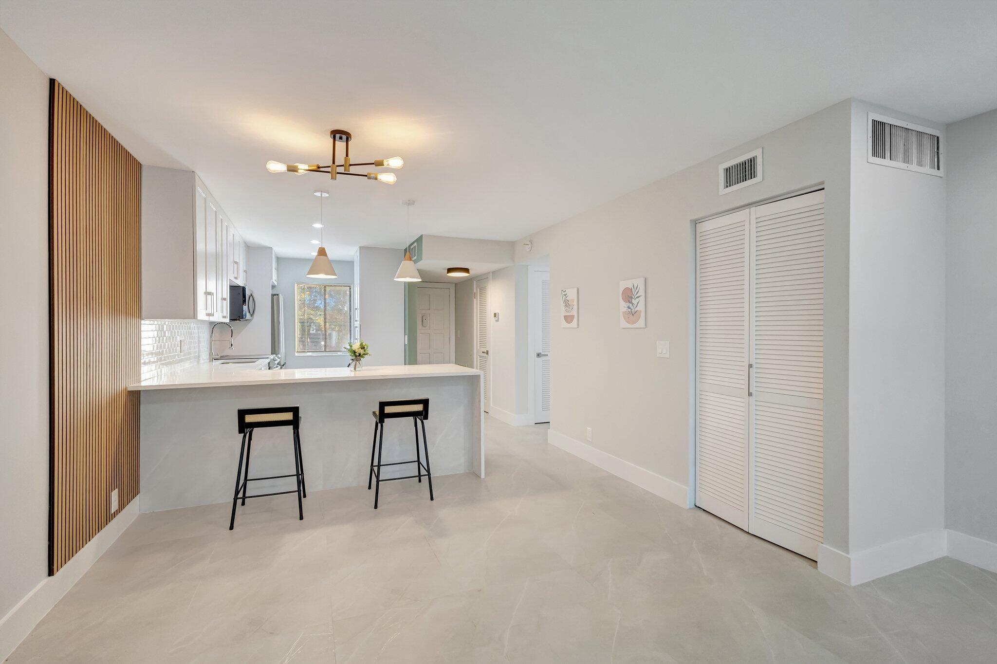 MLS #R11140100 image #10