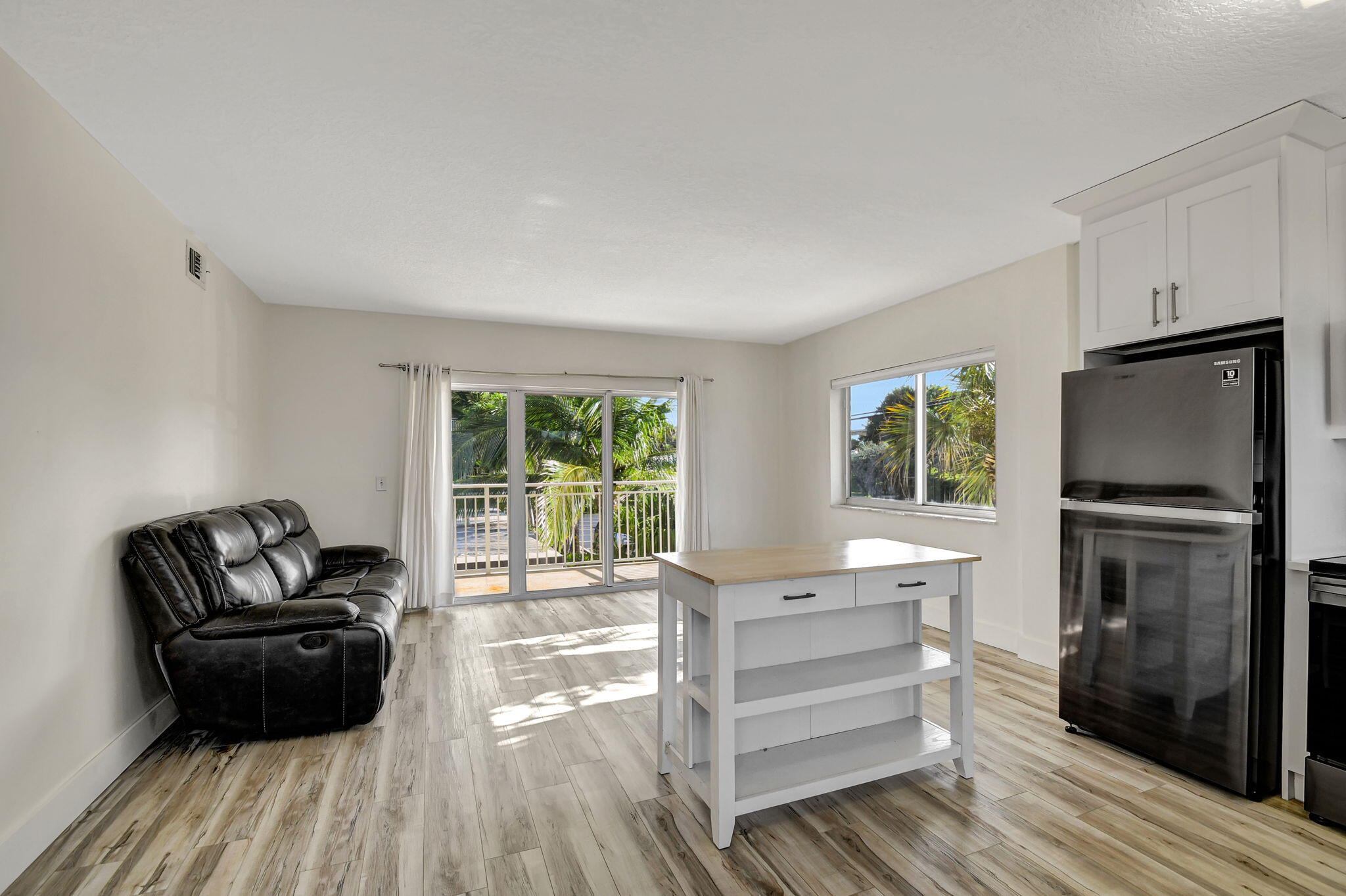 MLS #R11140569 image #2