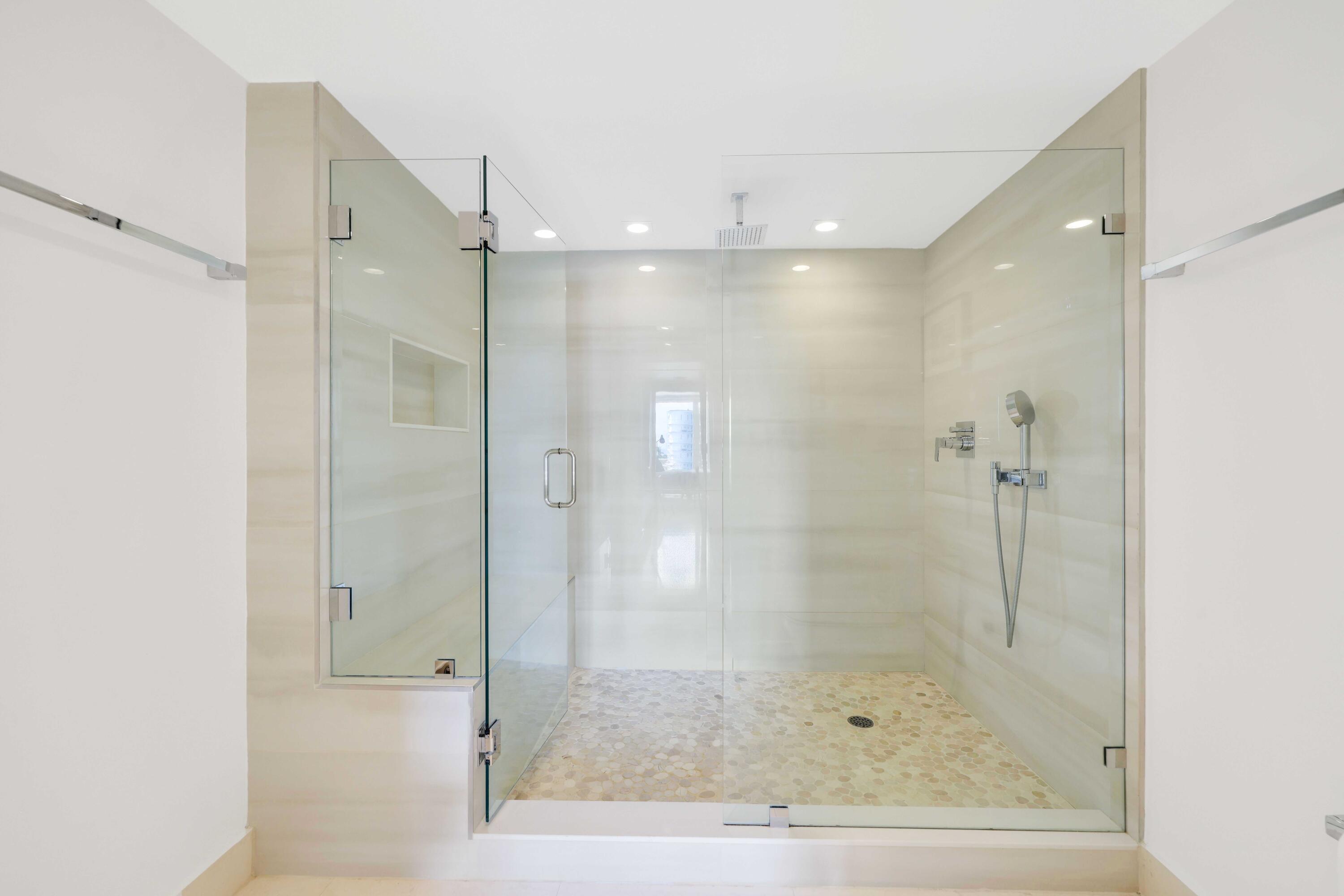 MLS #R11140870 image #11