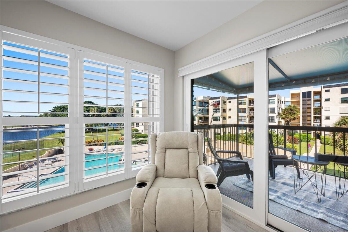 MLS #R11141031 image #11