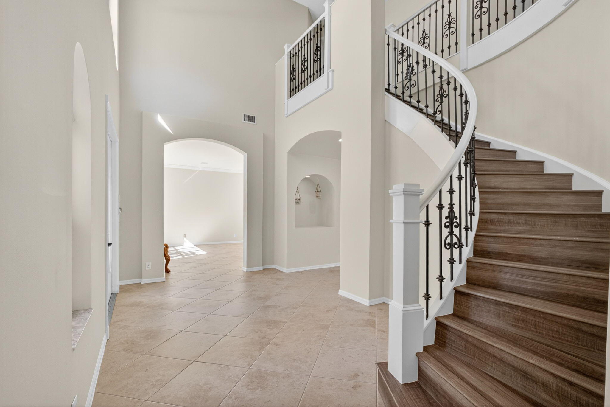 MLS #R11141048 image #10