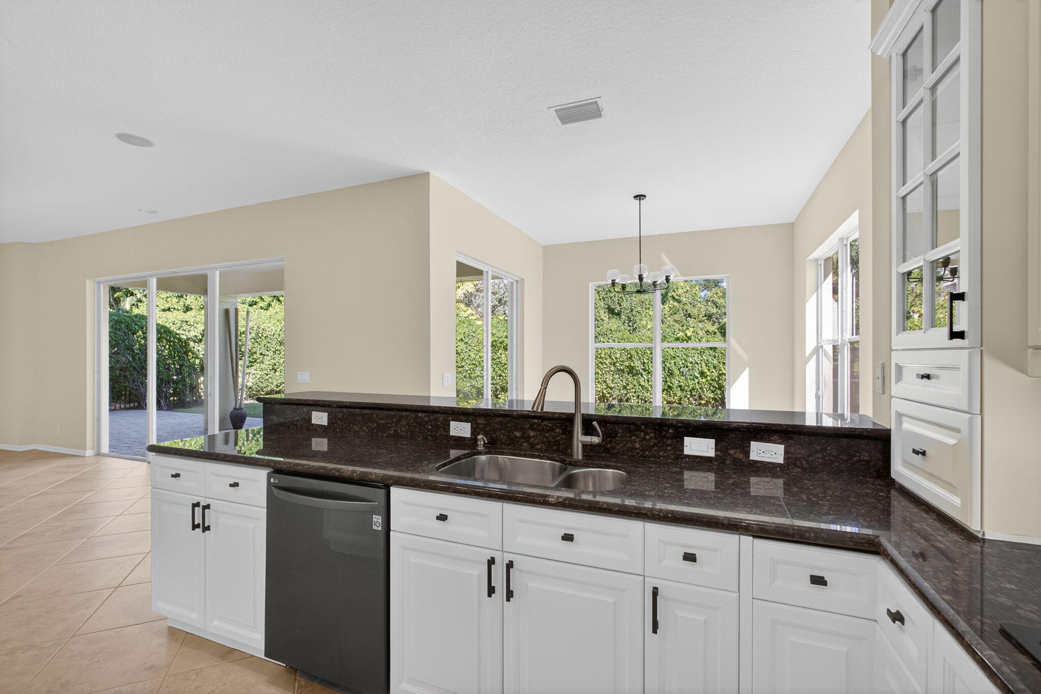 MLS #R11141048 image #22