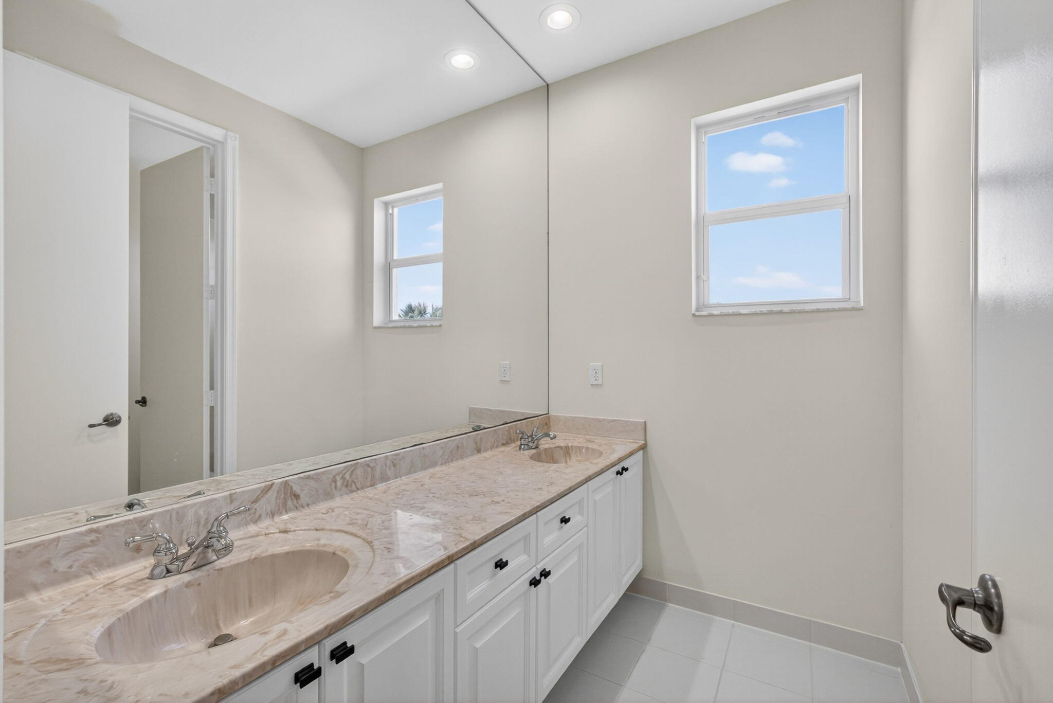 MLS #R11141048 image #46