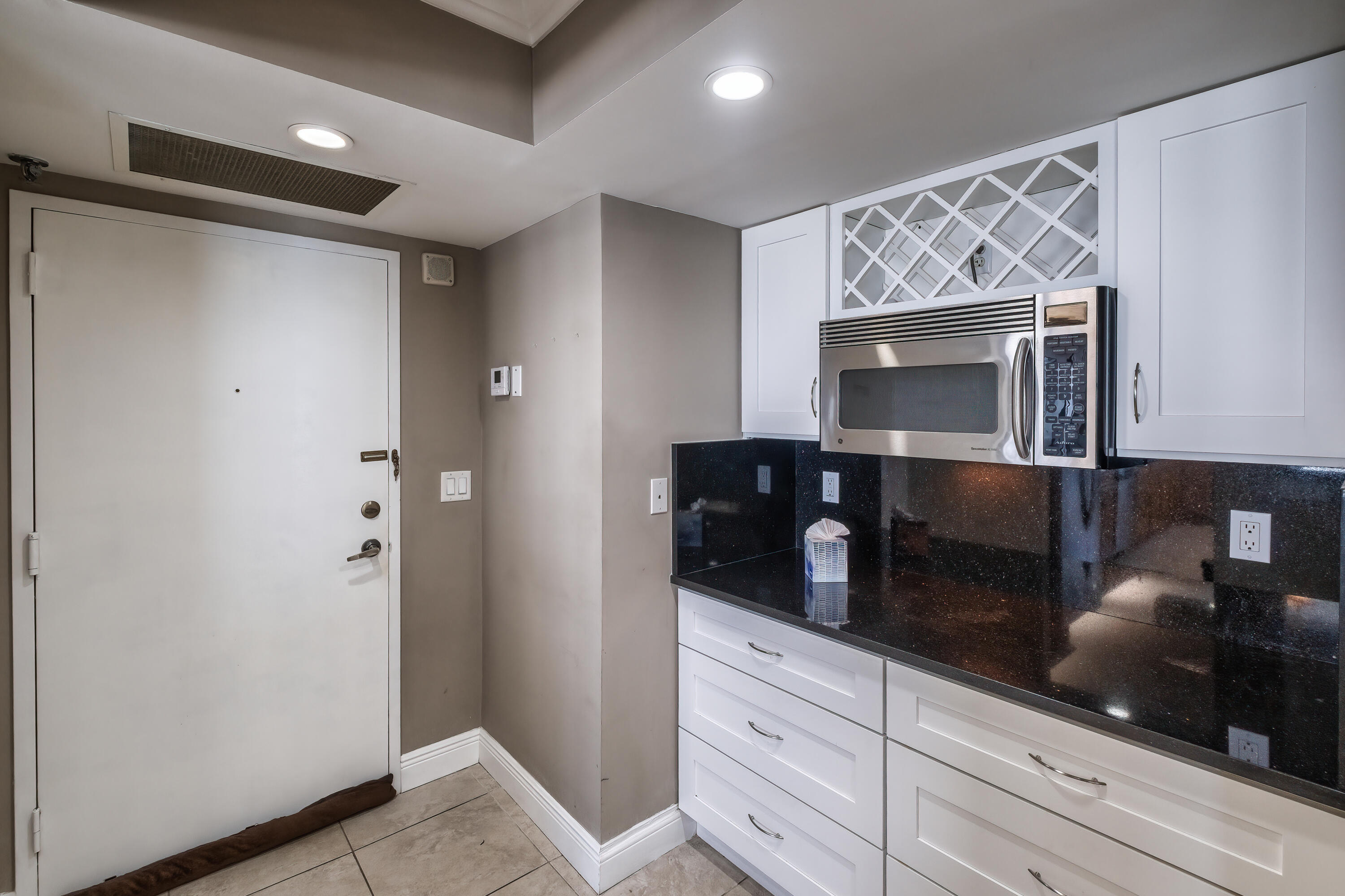 MLS #R11141233 image #8