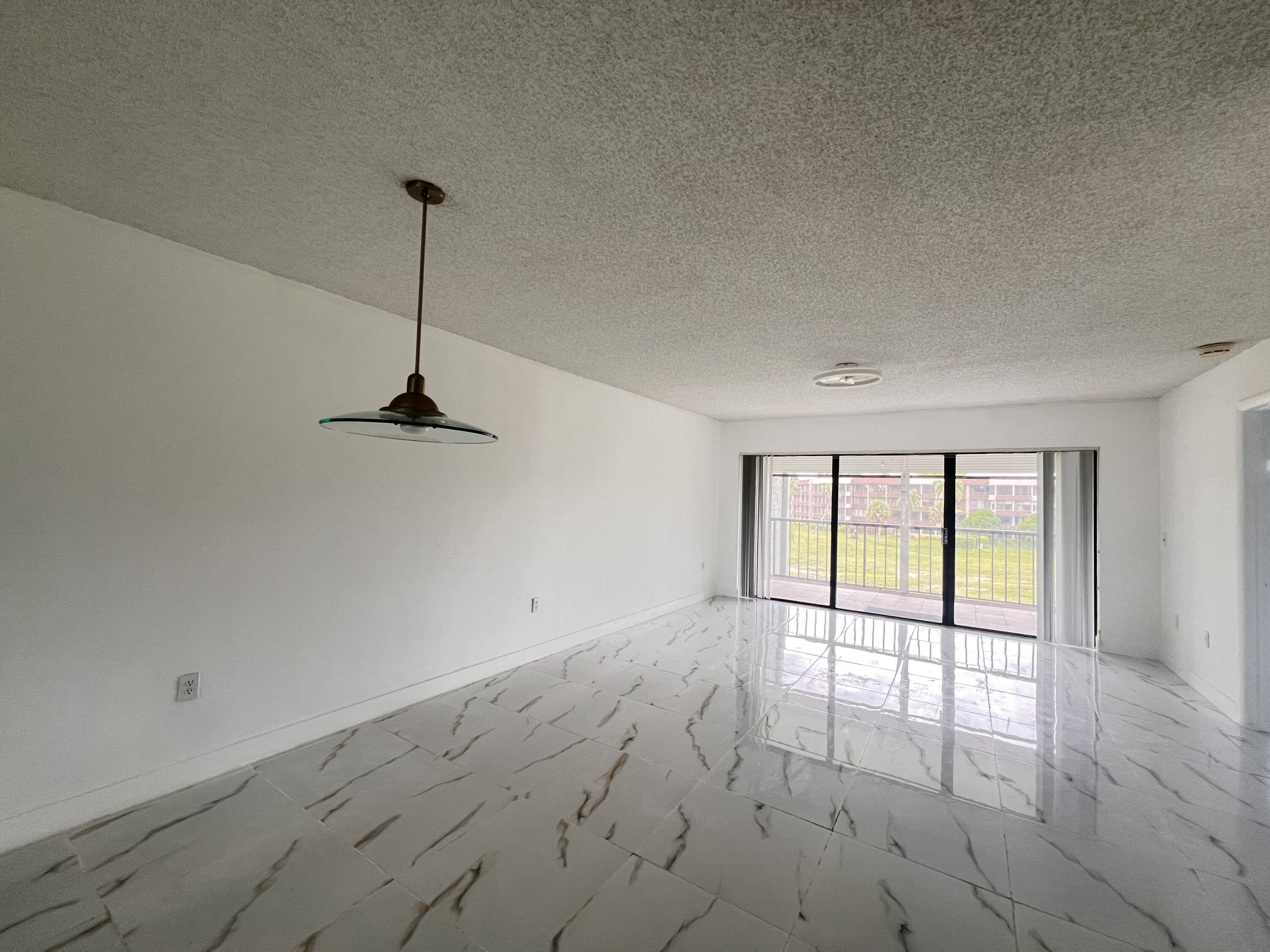 MLS #R11141488 image #11