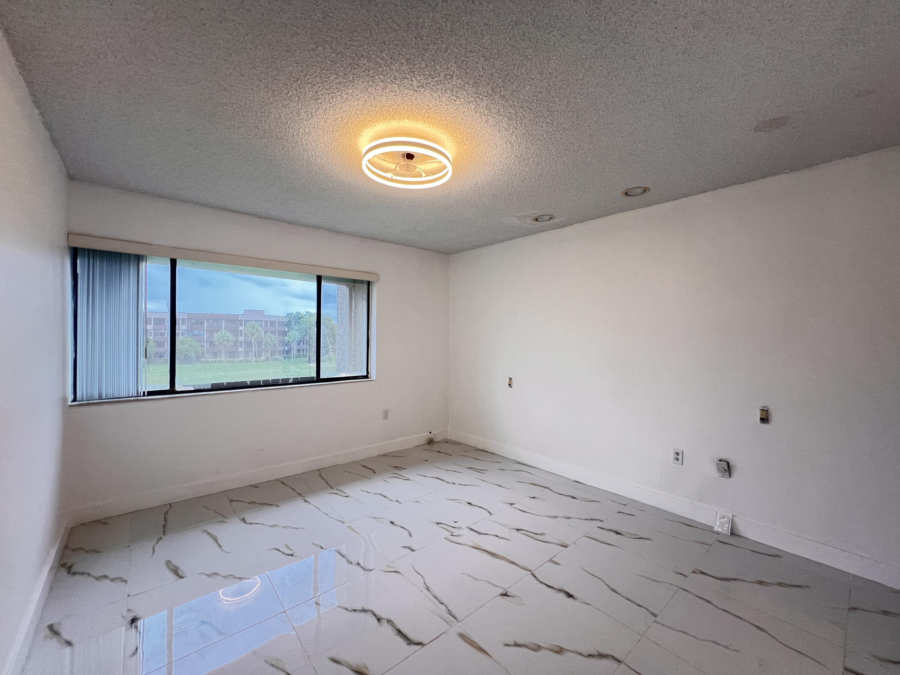 MLS #R11141488 image #22