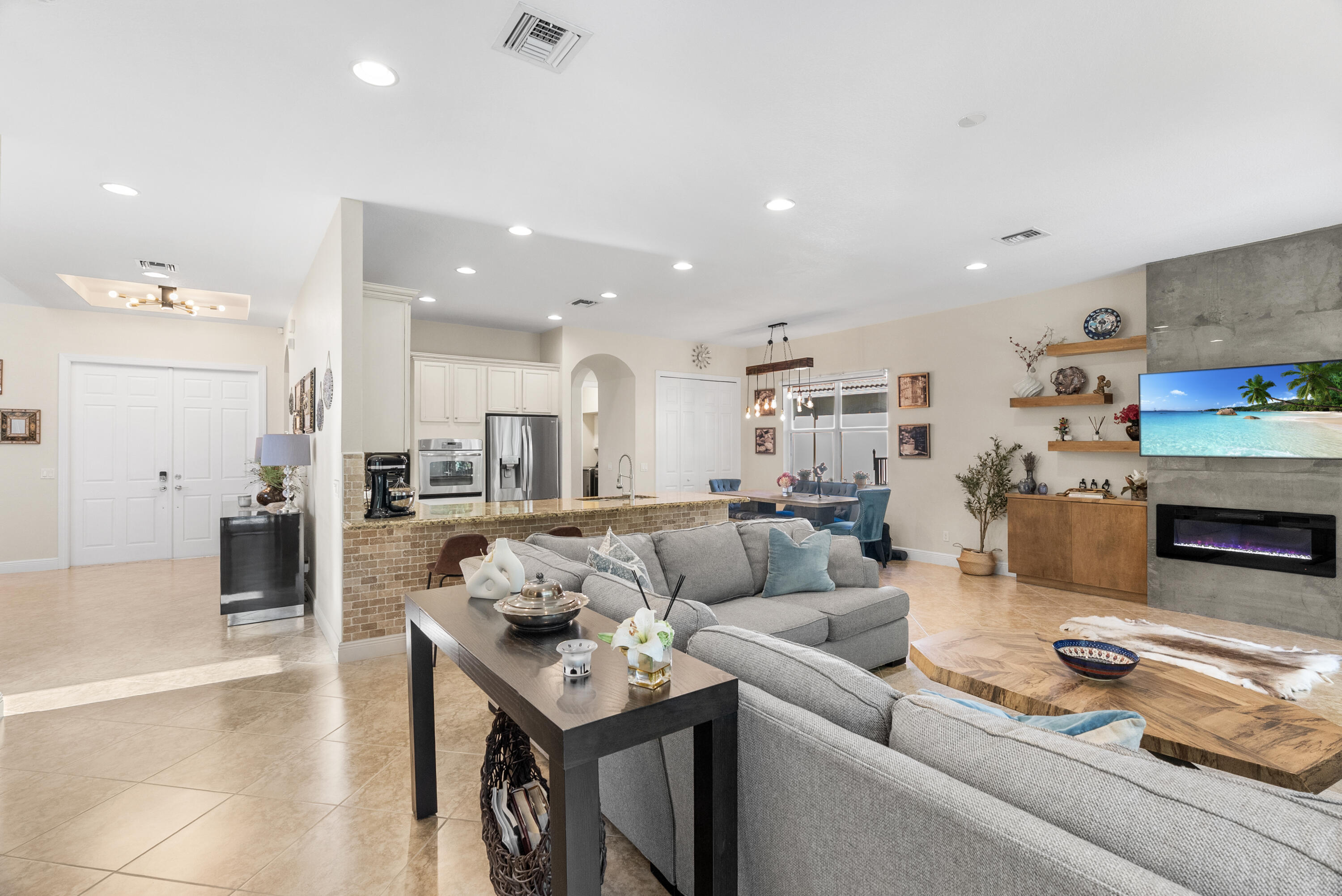 MLS #R11141706 image #16