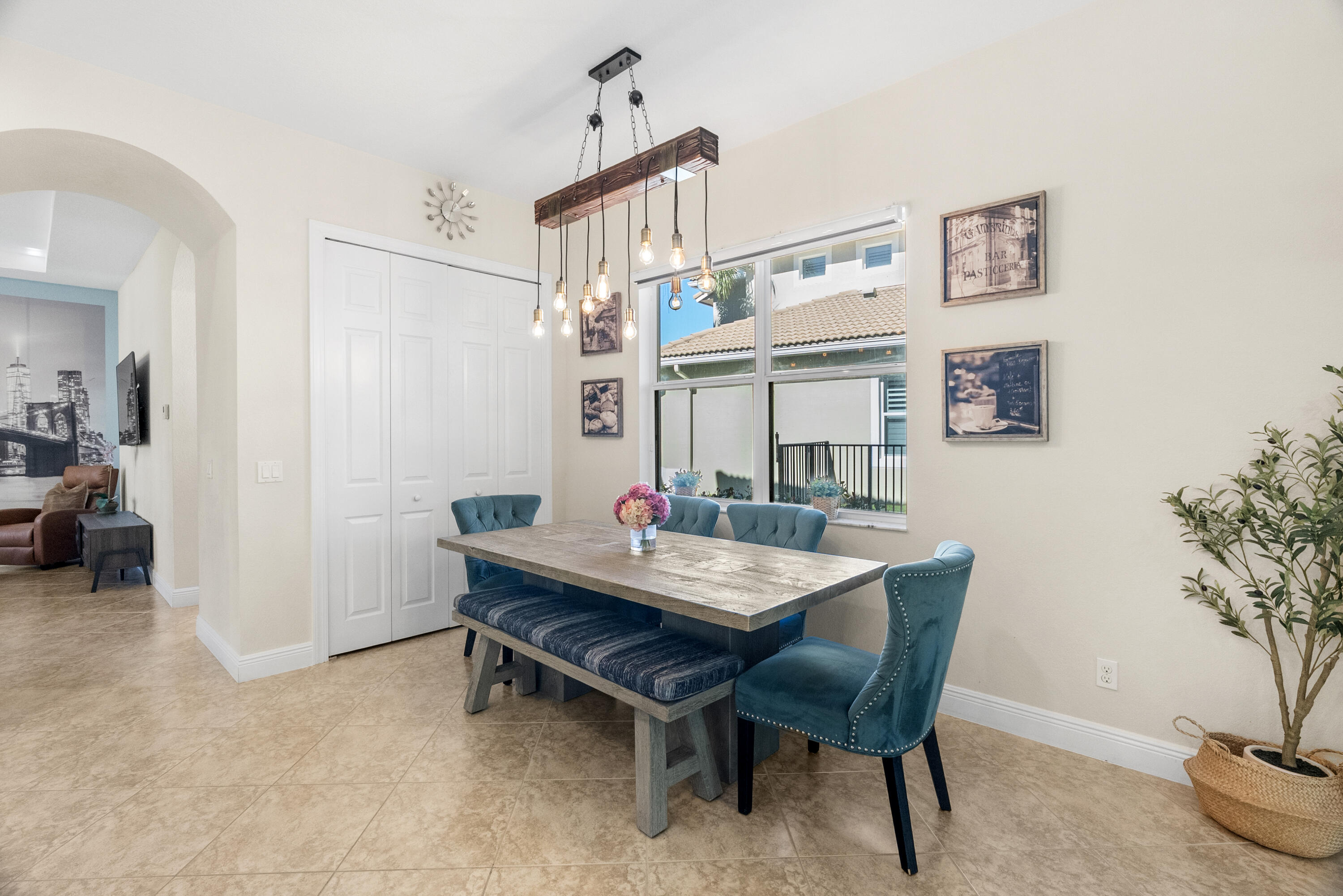 MLS #R11141706 image #22