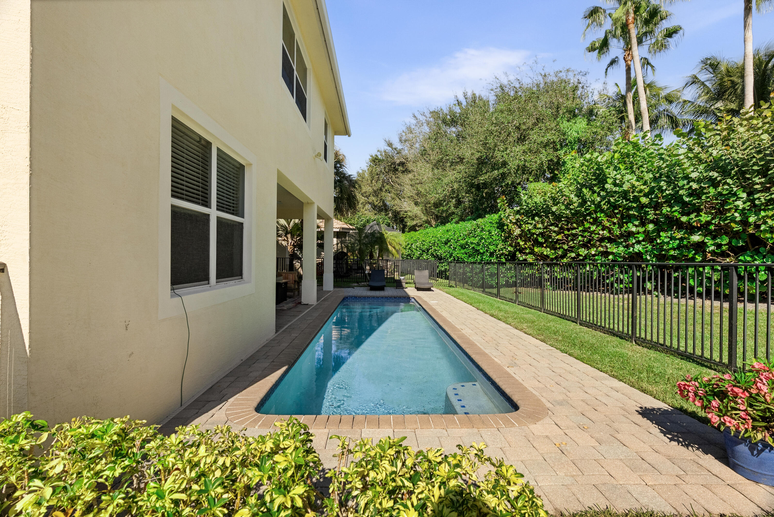 MLS #R11141706 image #36