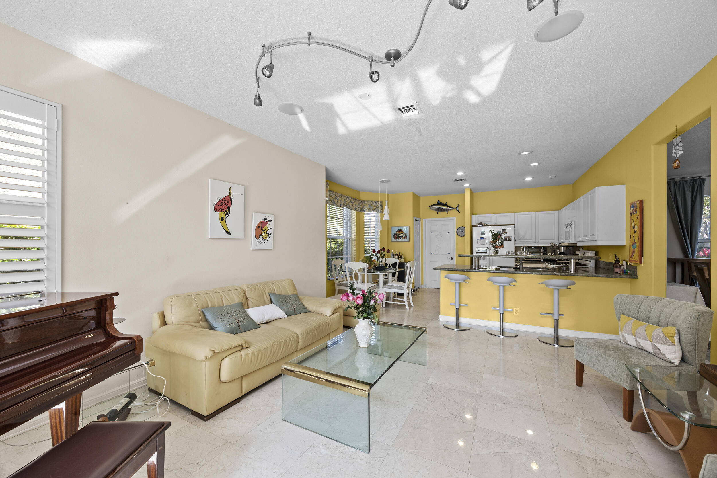 MLS #R11141766 image #6