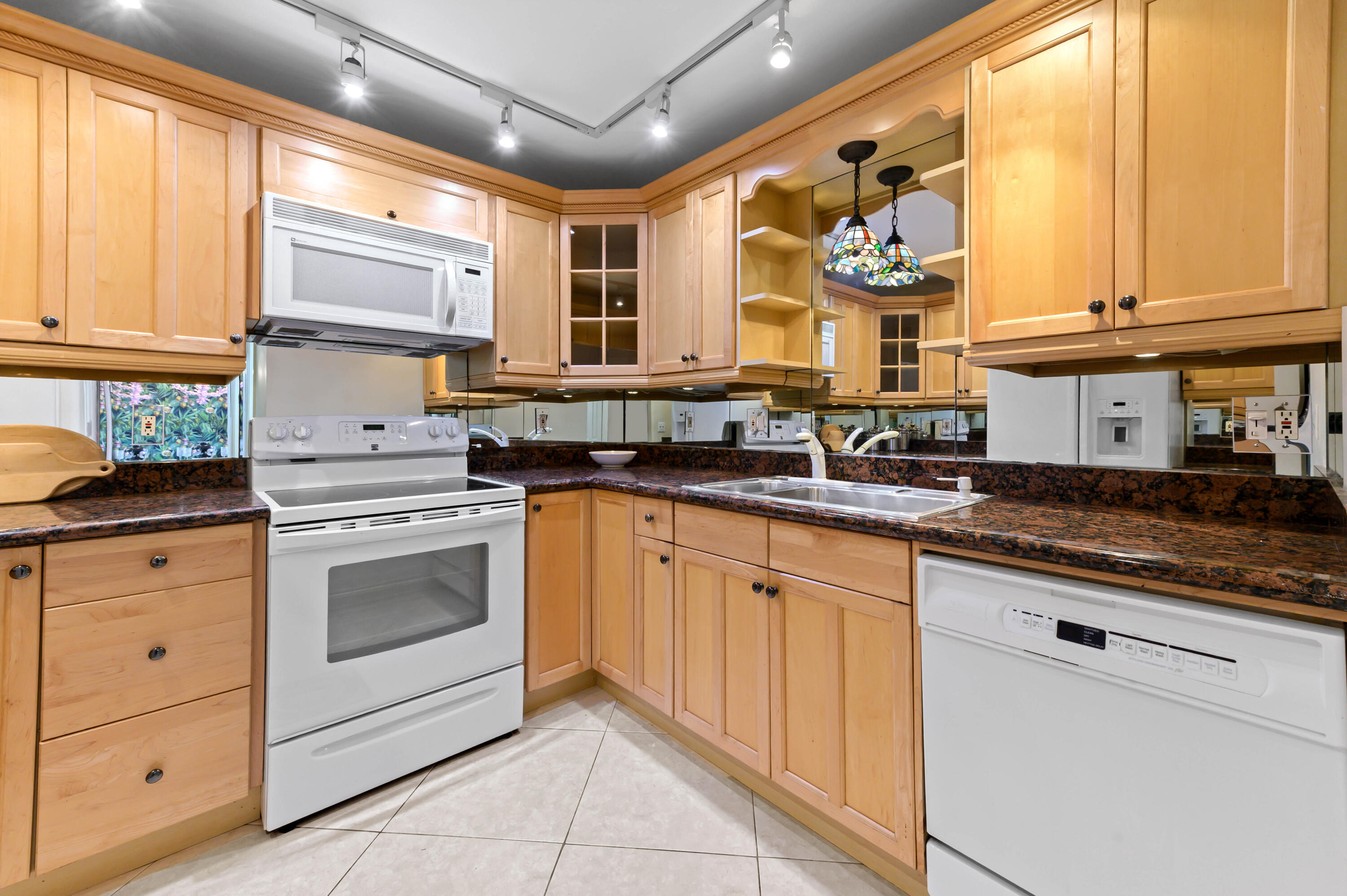 MLS #R11141909 image #10