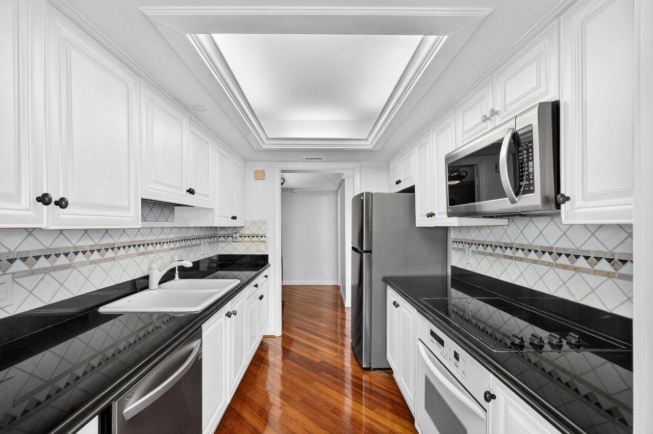 MLS #R11142372 image #10