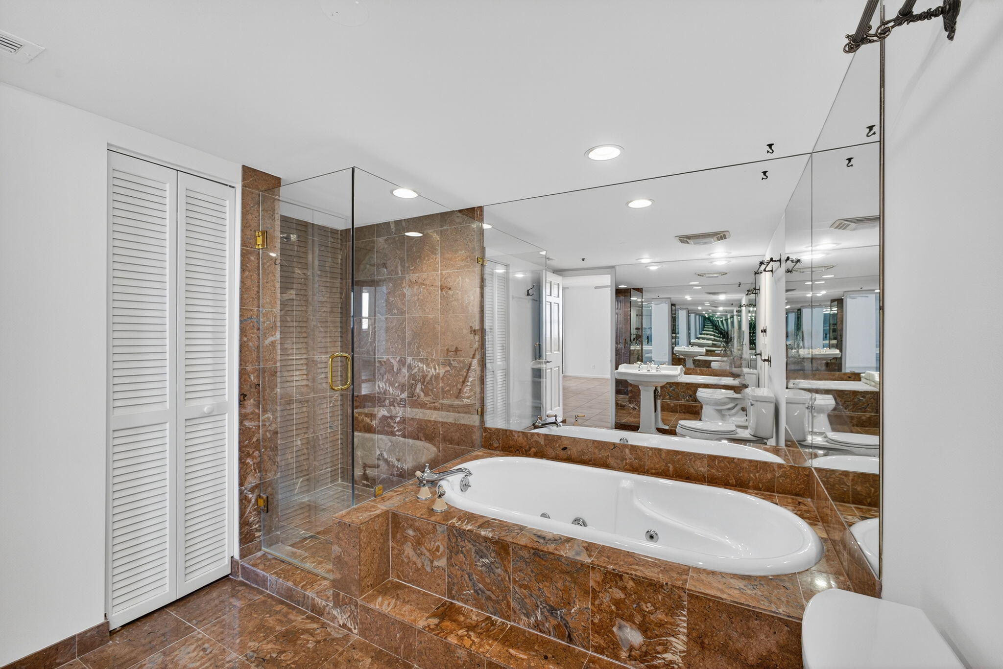 MLS #R11142372 image #16