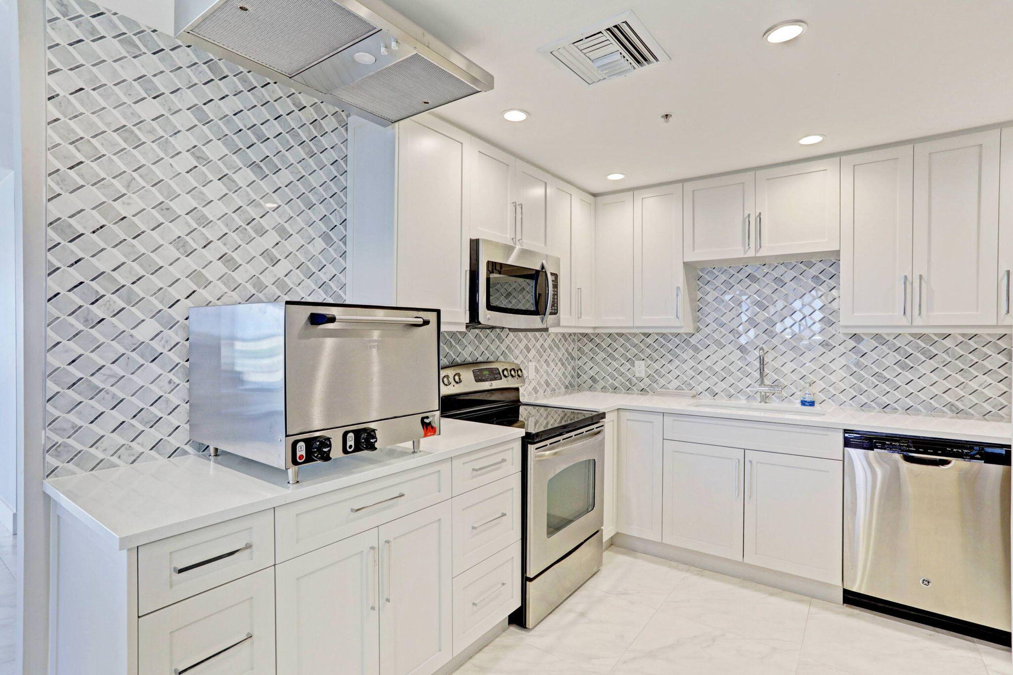 MLS #R11142372 image #47