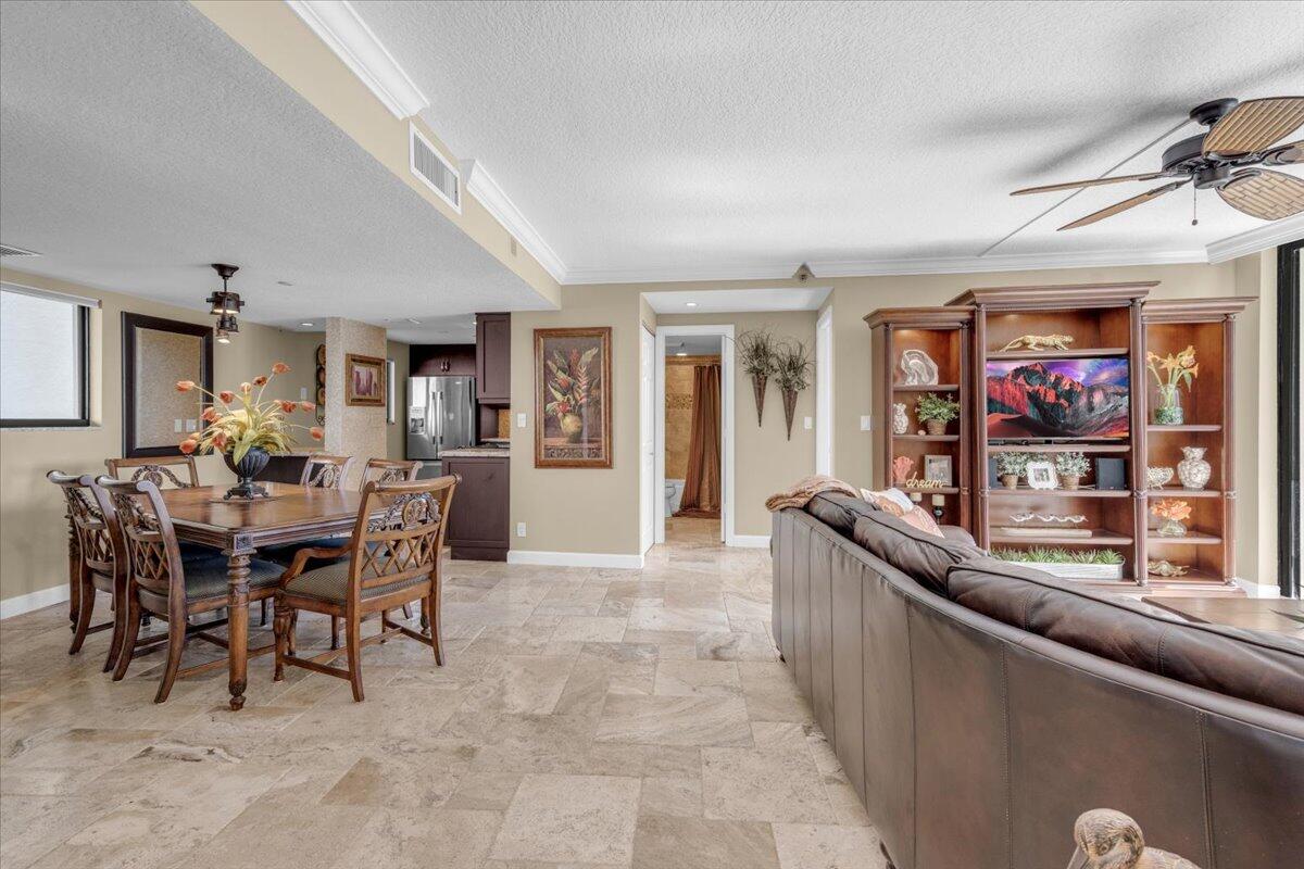 MLS #R11142402 image #11