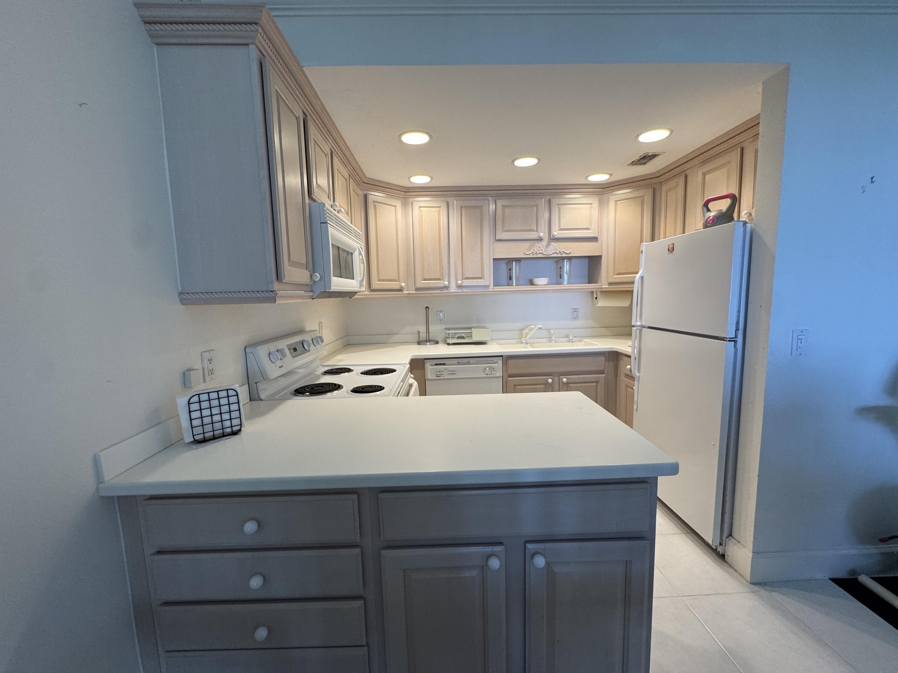 MLS #R11142482 image #2