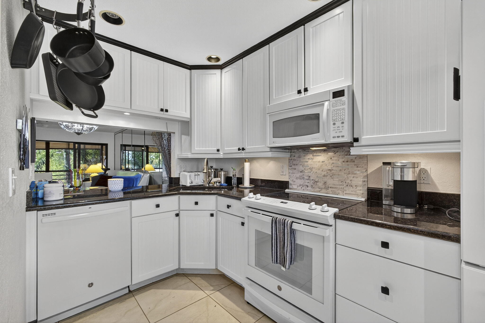 MLS #R11142606 image #6