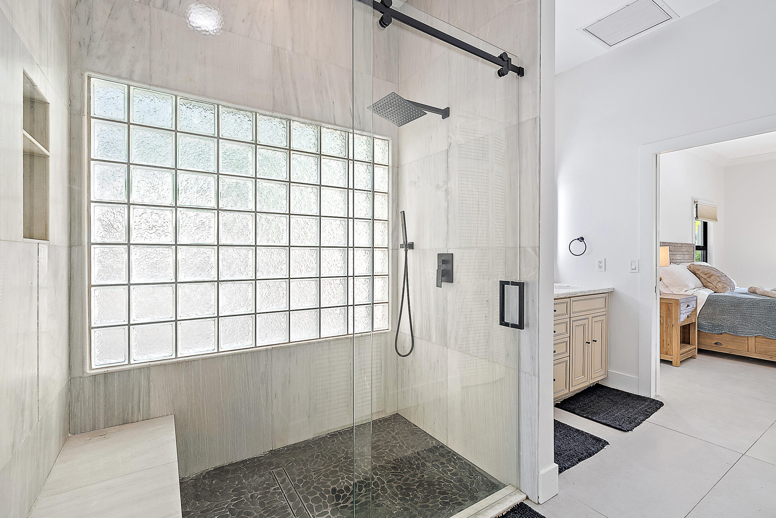 MLS #R11142695 image #15