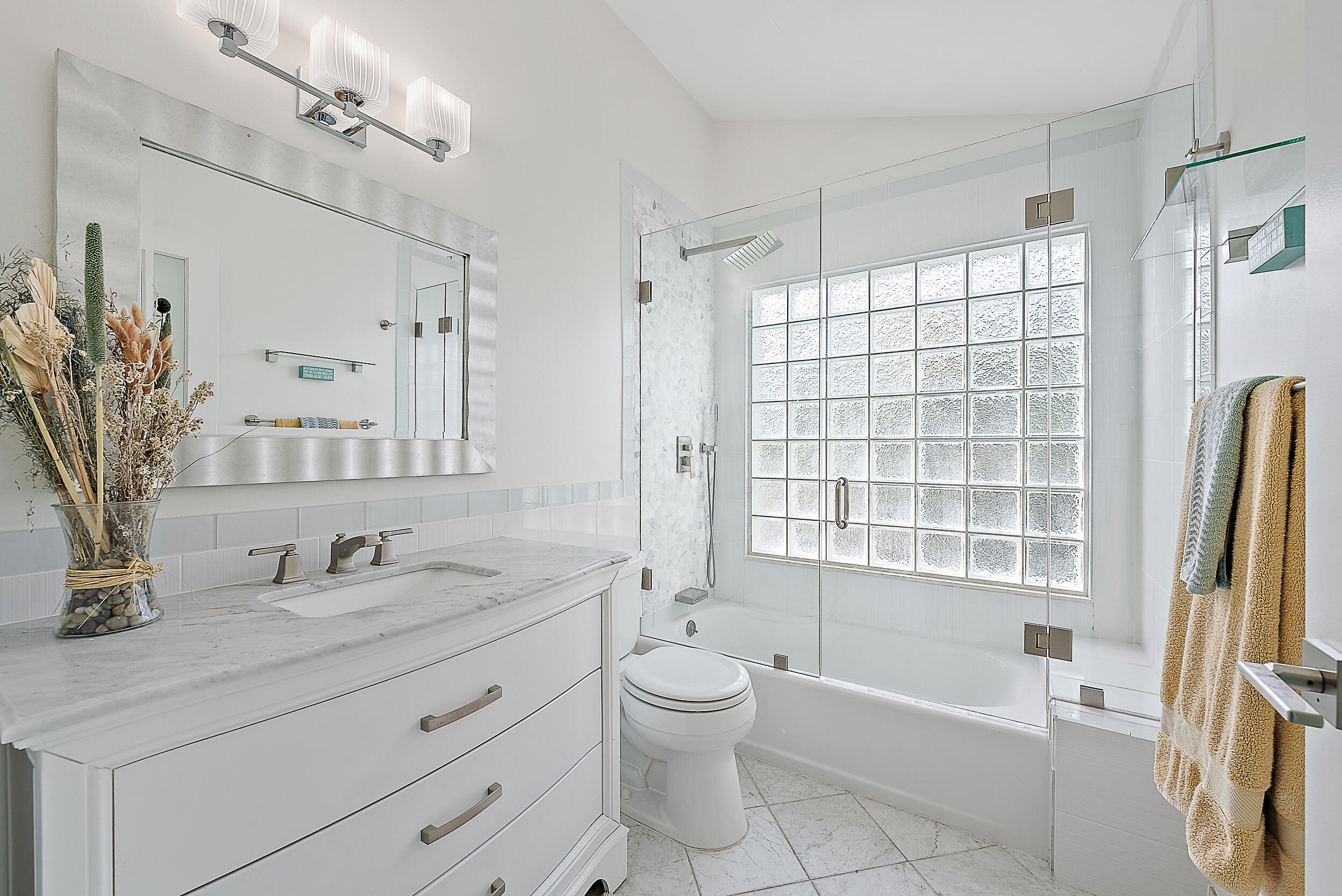 MLS #R11142695 image #17