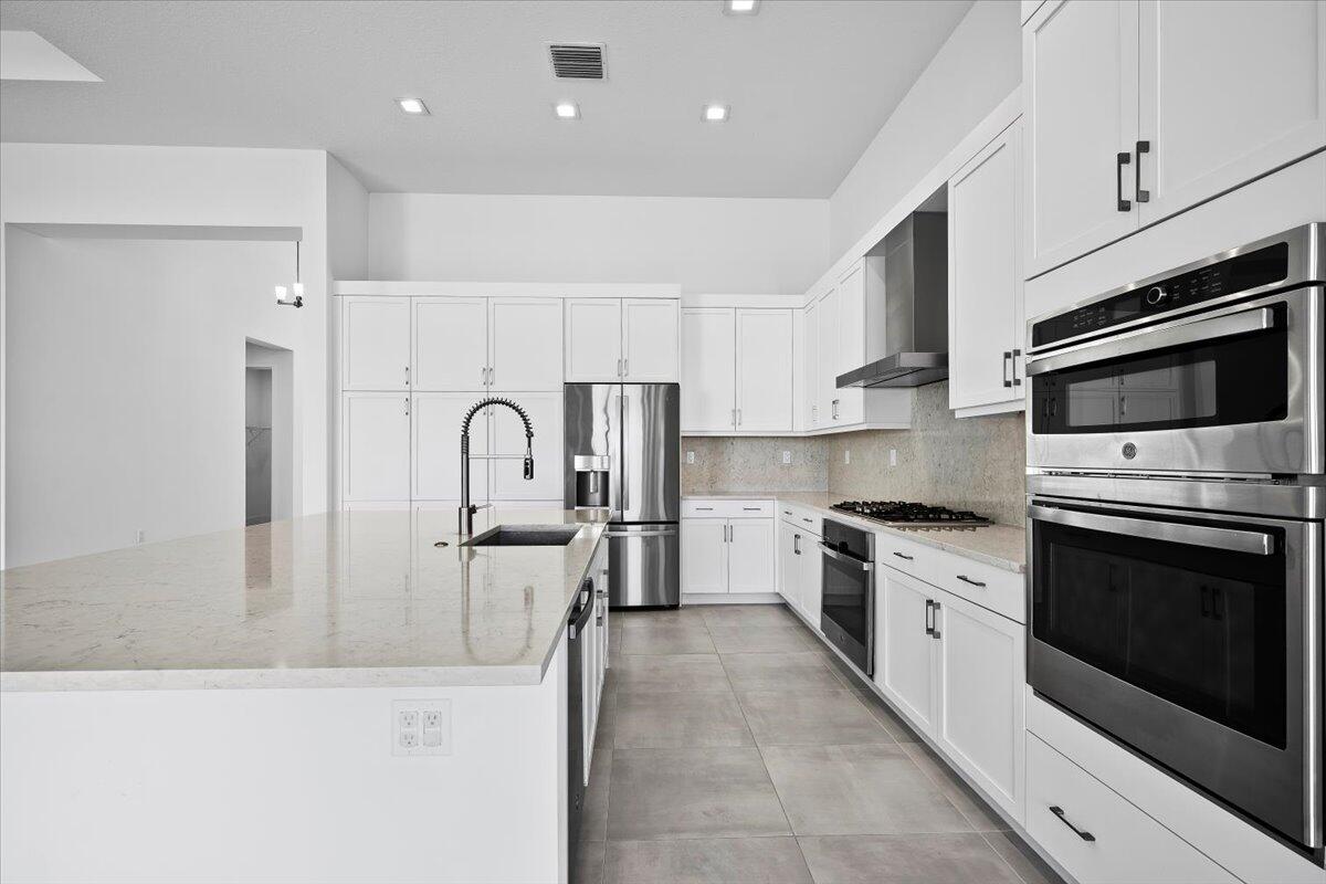 MLS #R11142727 image #12