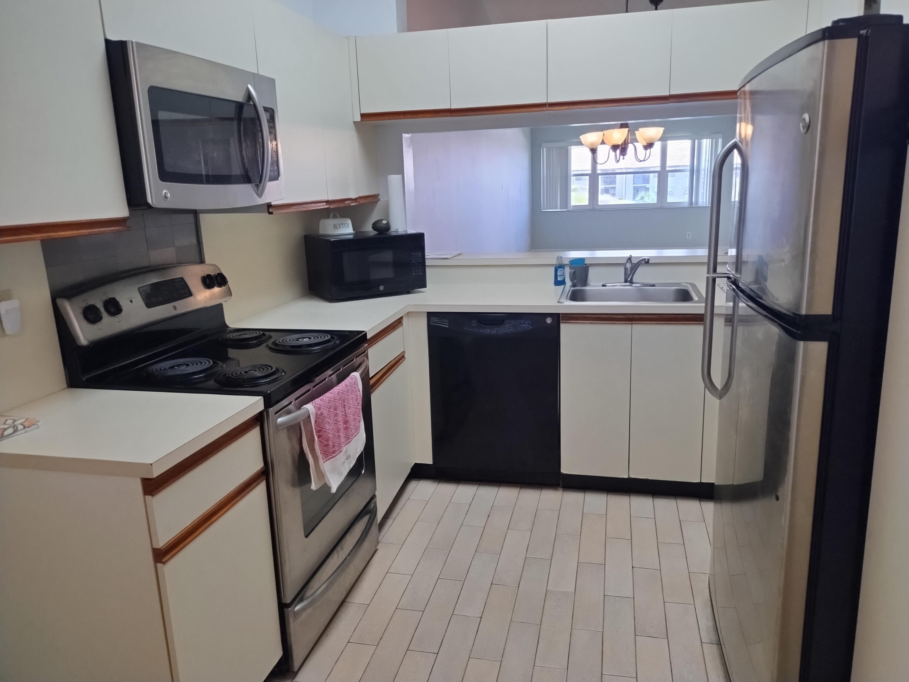 MLS #R11142949 image #1