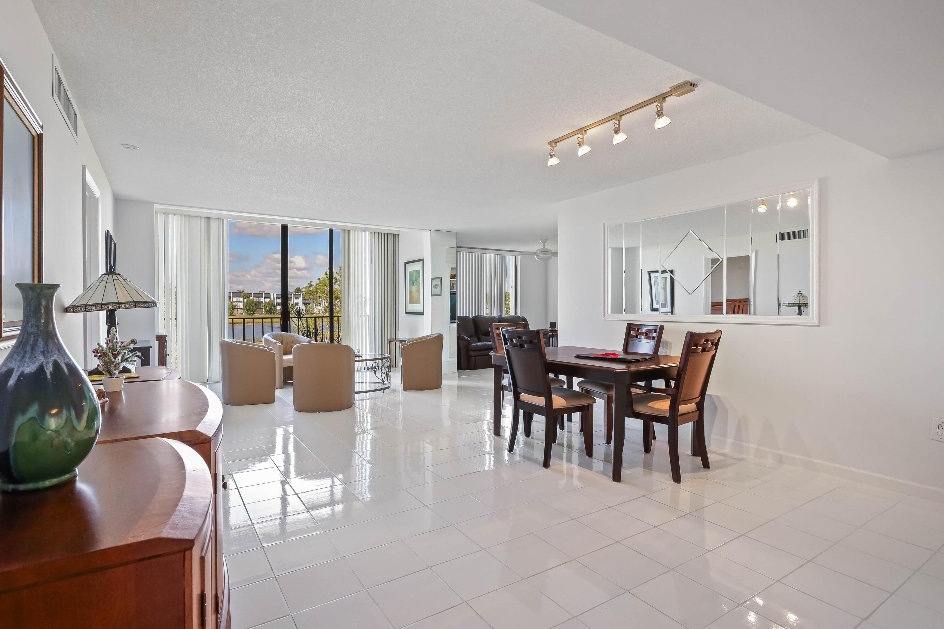 MLS #R11143040 image #8