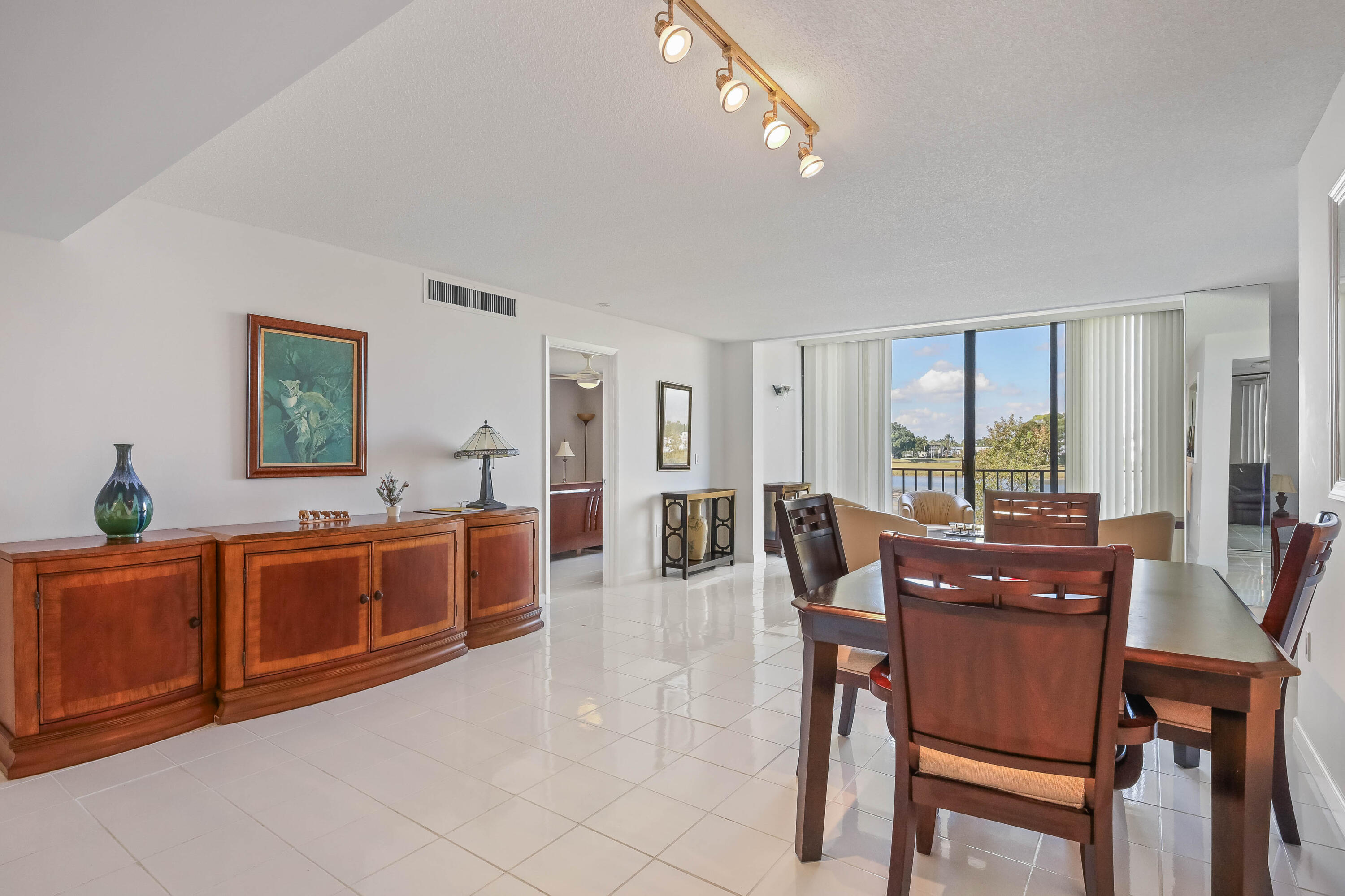 MLS #R11143040 image #9