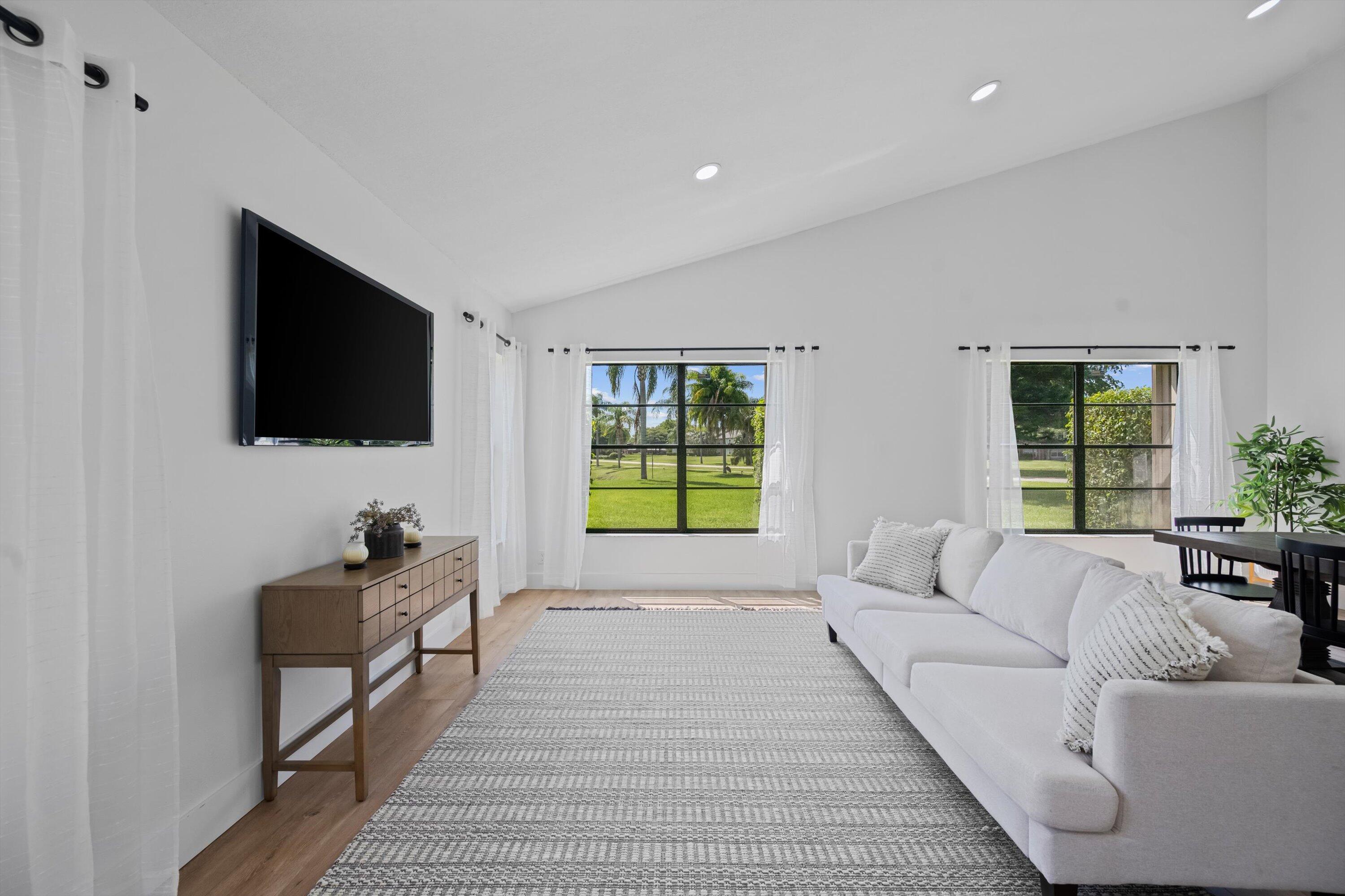 MLS #R11143159 image #9