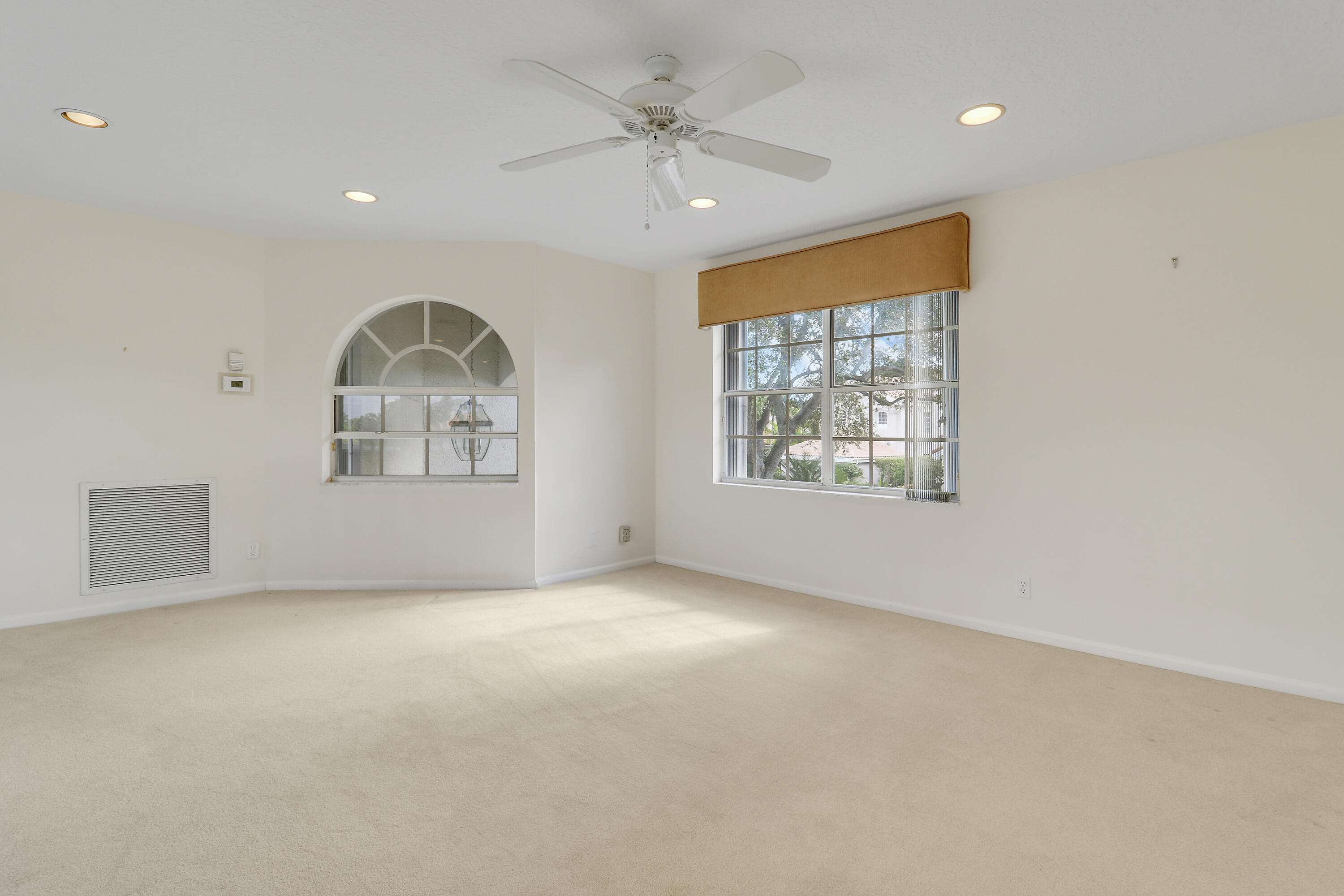 MLS #R11143169 image #100