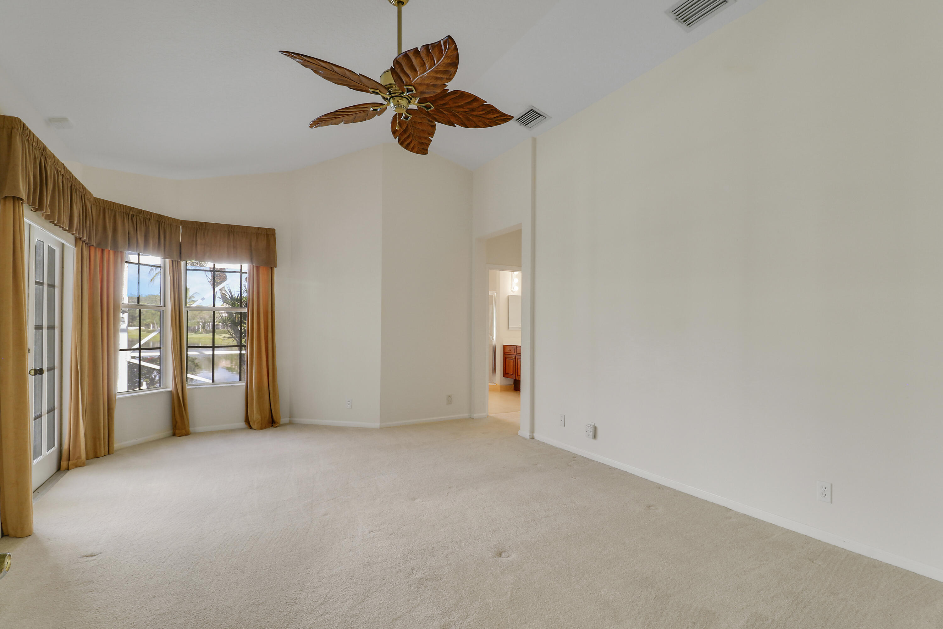 MLS #R11143169 image #41