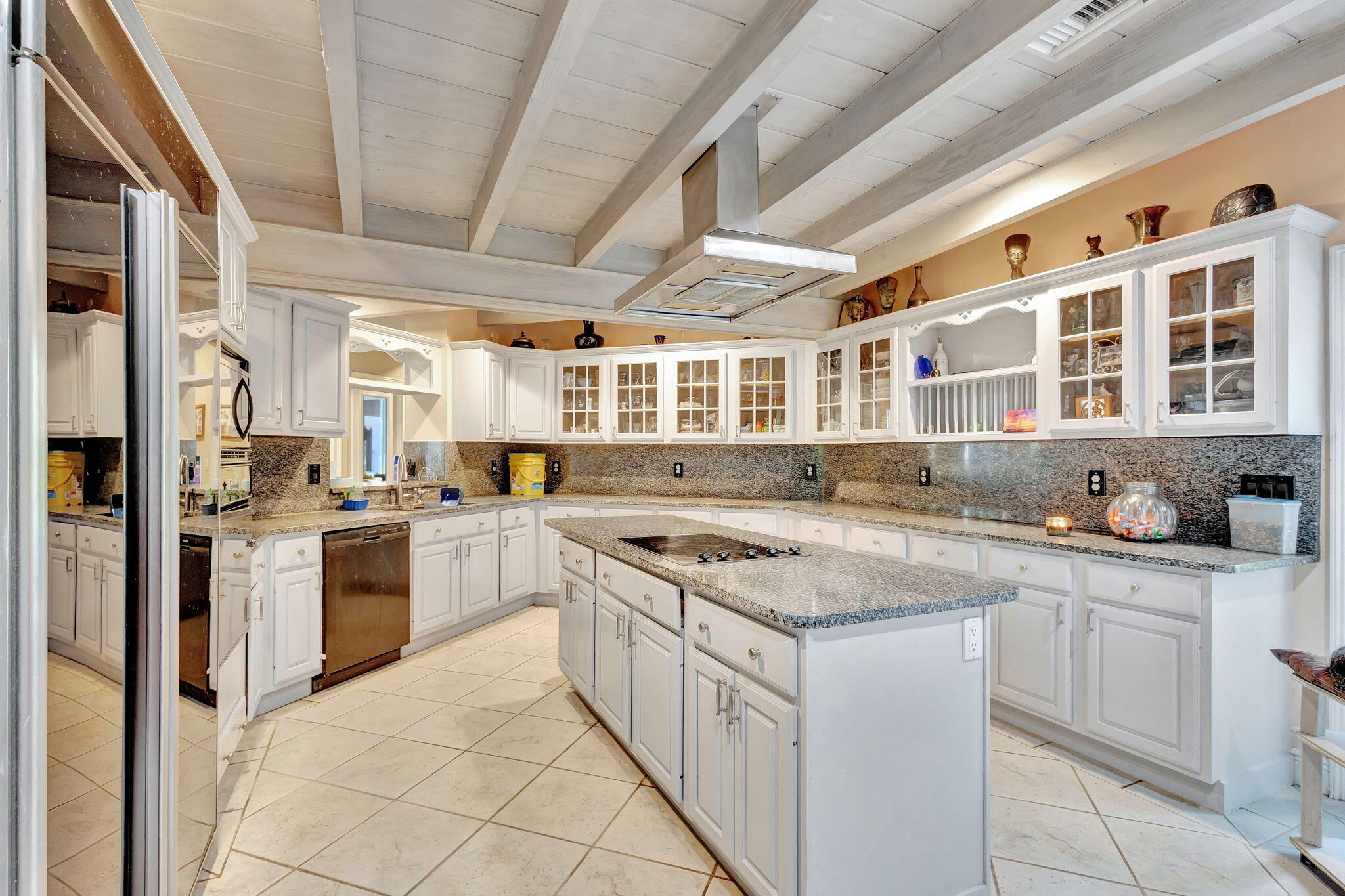 MLS #R11143221 image #16