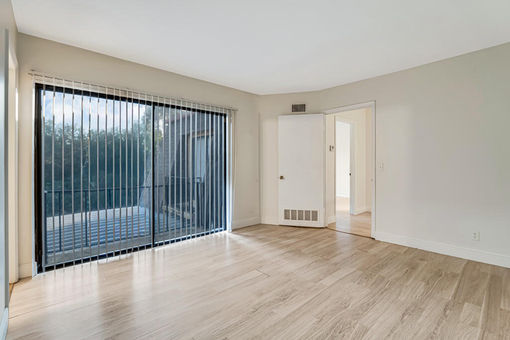 MLS #R11143256 image #32