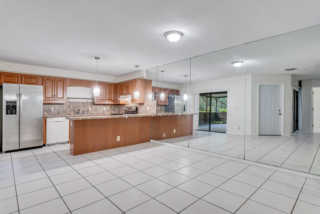 MLS #R11143256 image #7