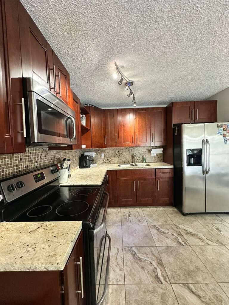 MLS #R11143292 image #20