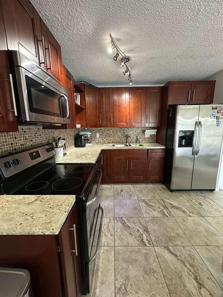 MLS #R11143292 image #21