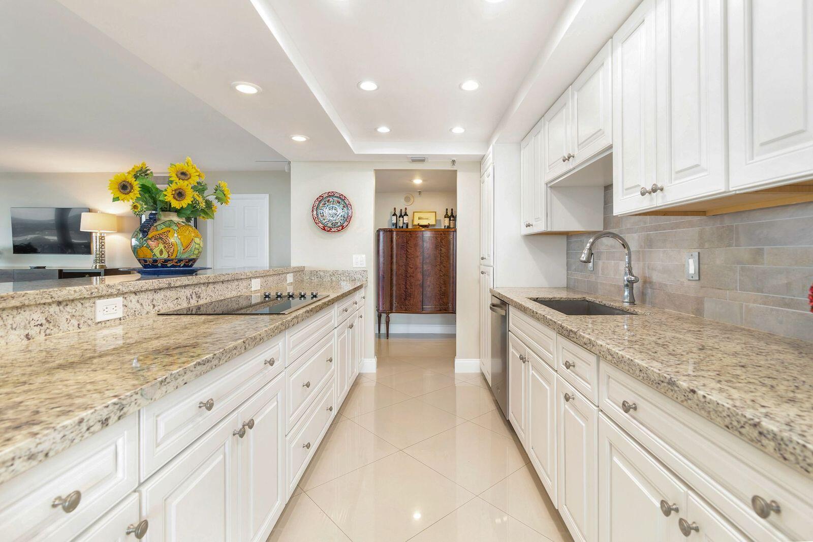 MLS #R11143297 image #8