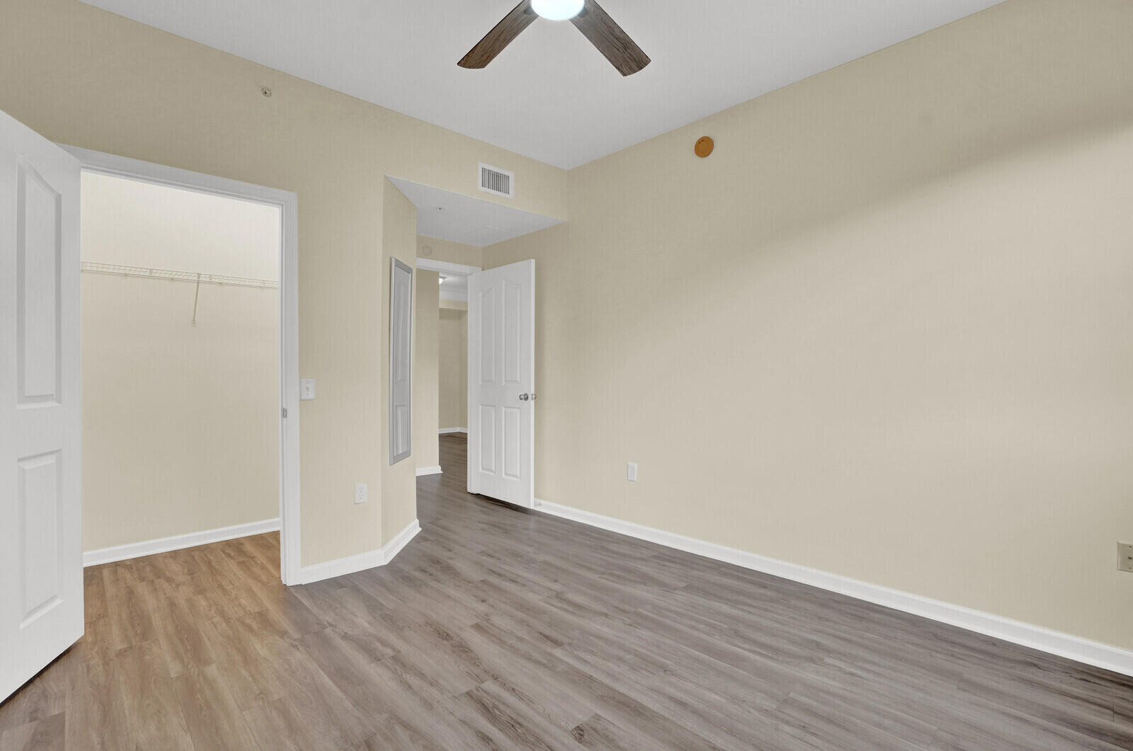 MLS #R11143493 image #16