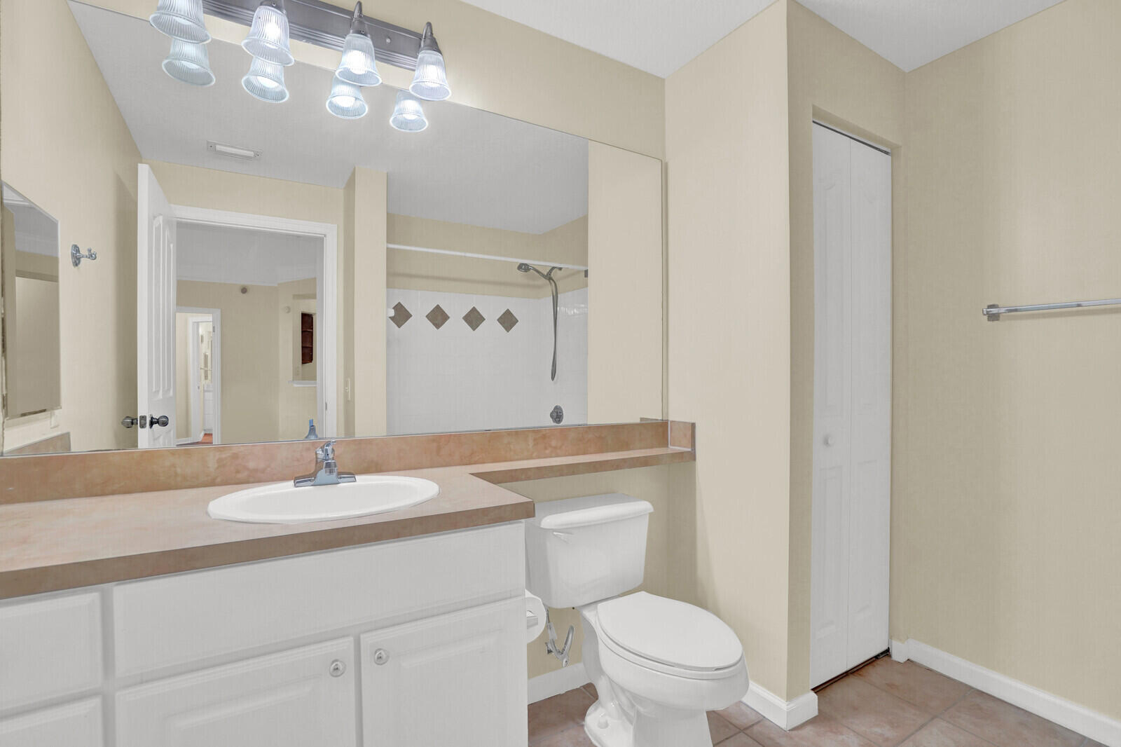 MLS #R11143493 image #17