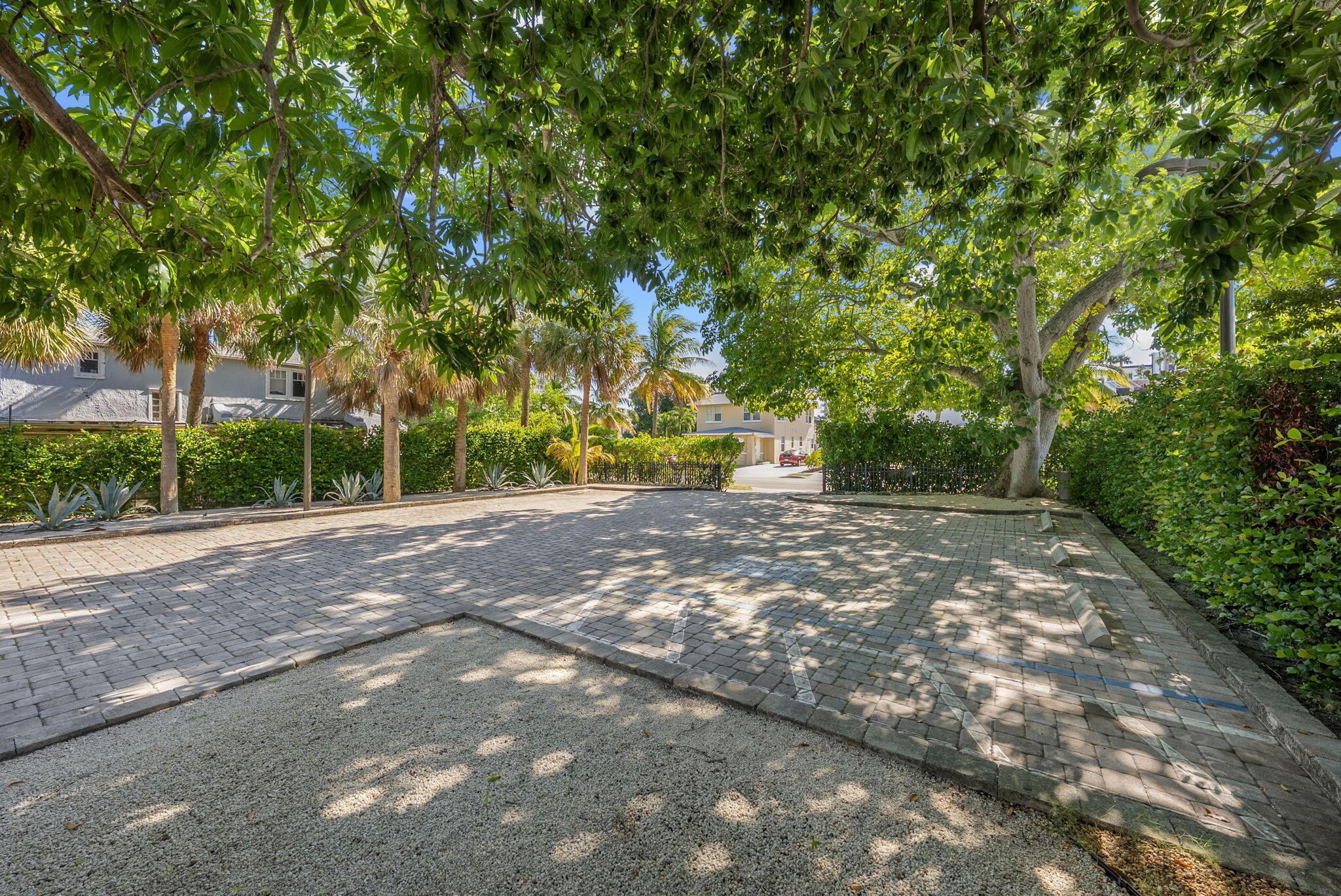 MLS #R11143507 image #19