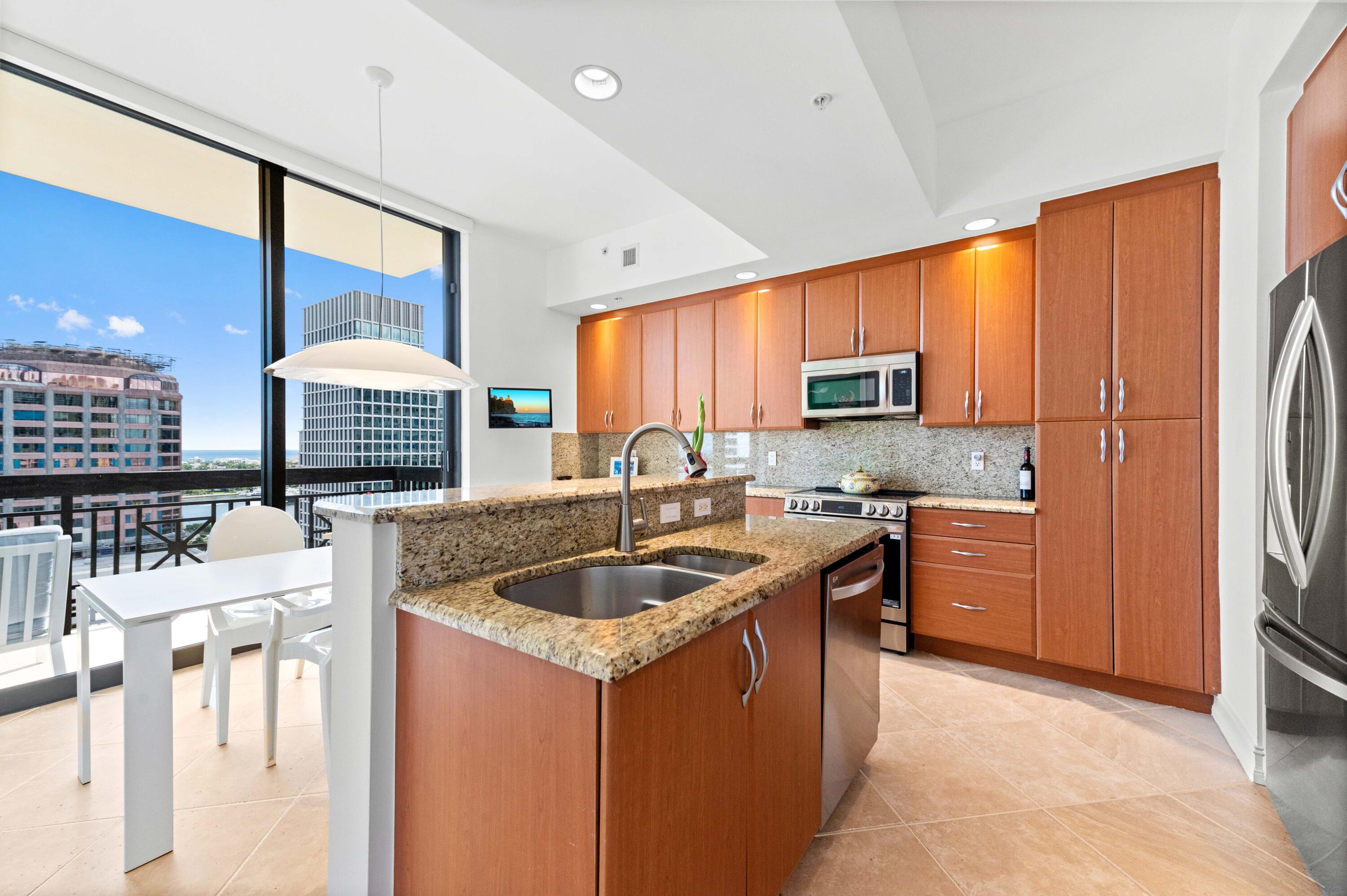 MLS #R11143661 image #17