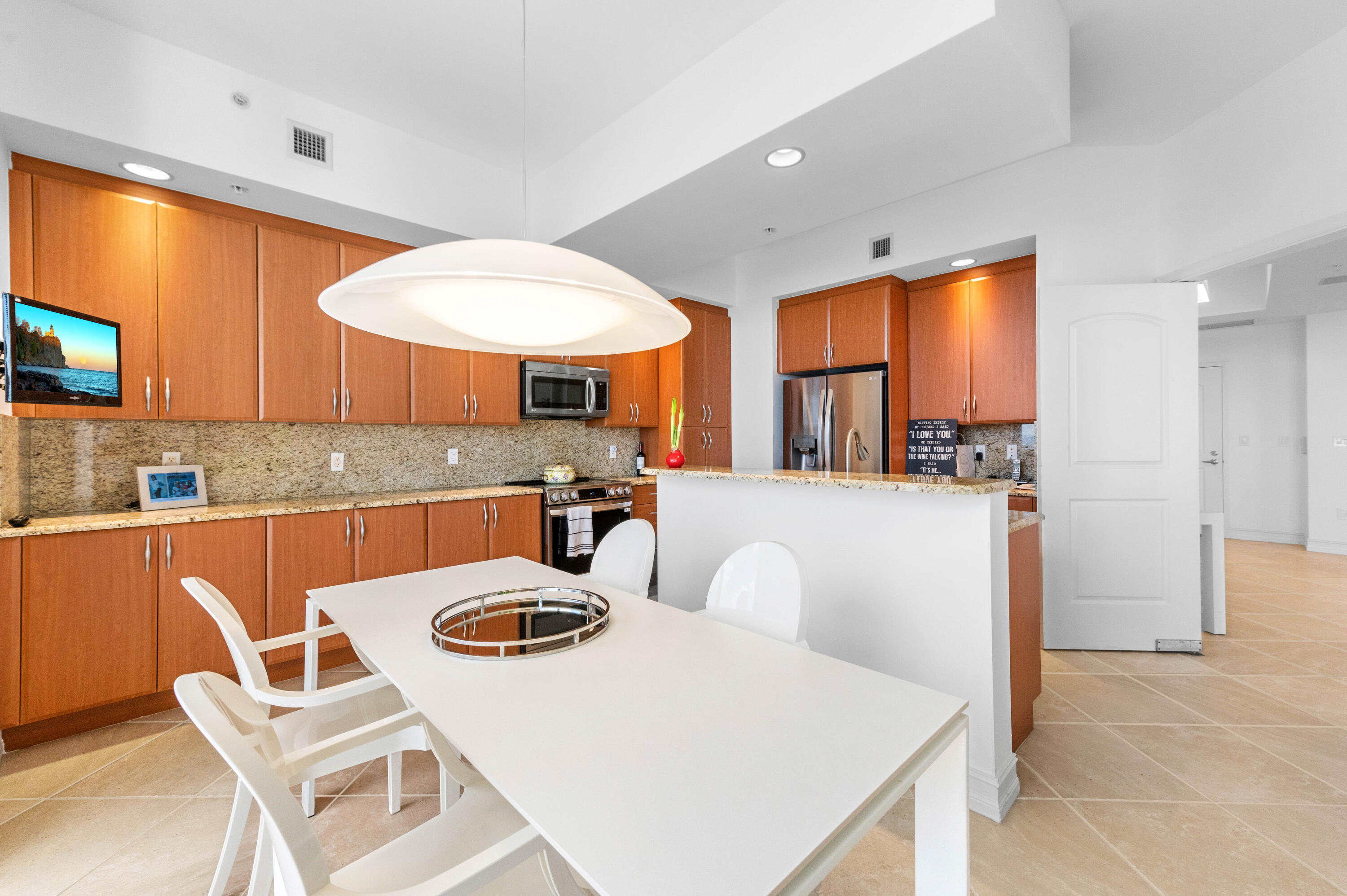 MLS #R11143661 image #19