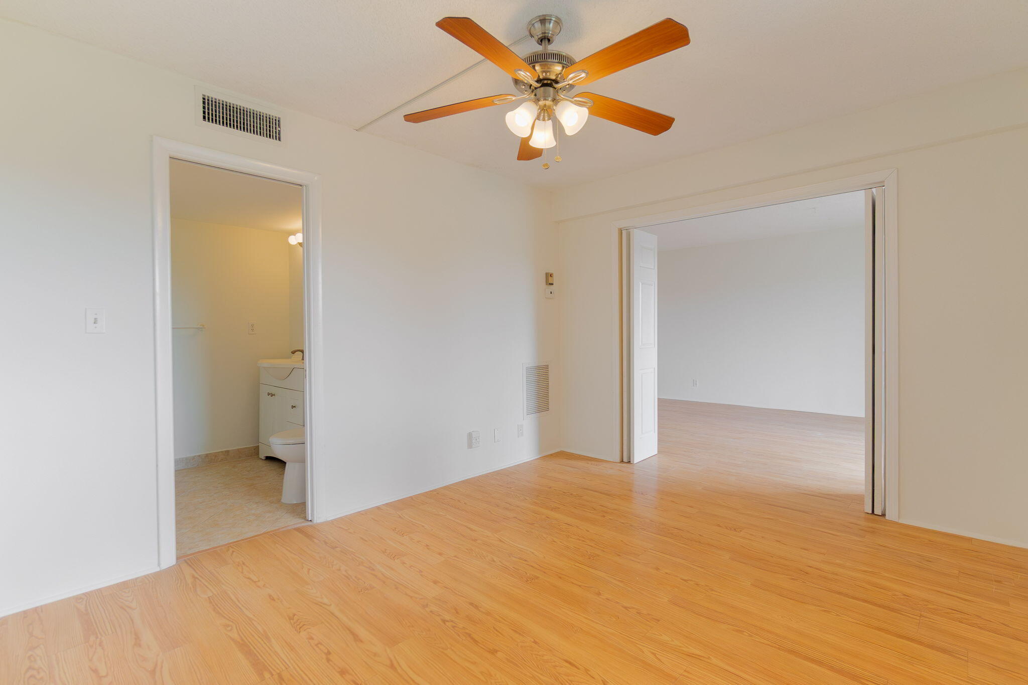 MLS #R11143668 image #12