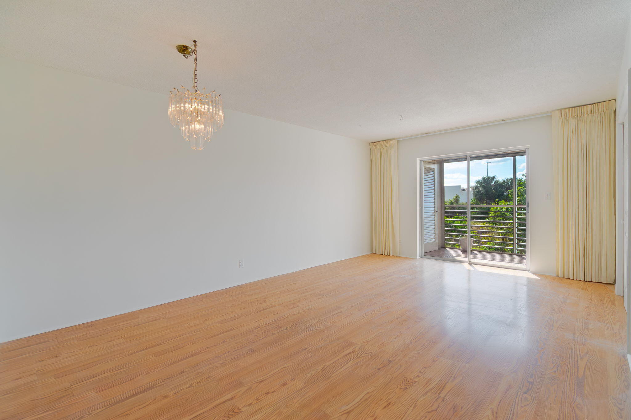 MLS #R11143668 image #15