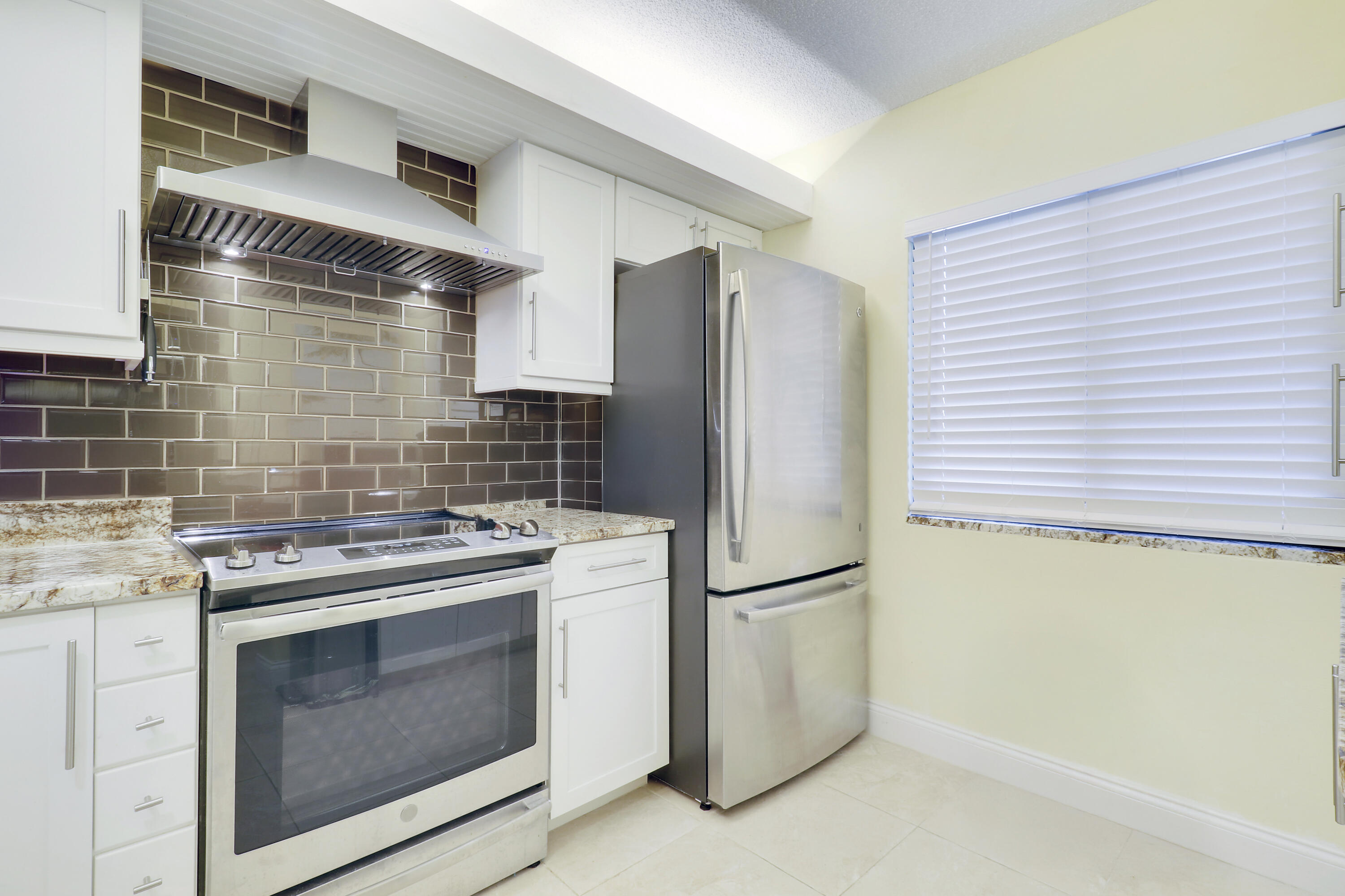 MLS #R11143691 image #20